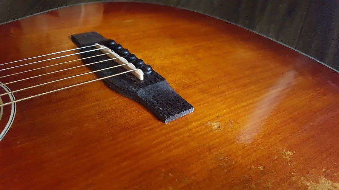 Eastman E10 SS/V Acoustic Guitar (Price inc. Custom Pro Setup Package) - Richards Guitars Of Stratford Upon Avon