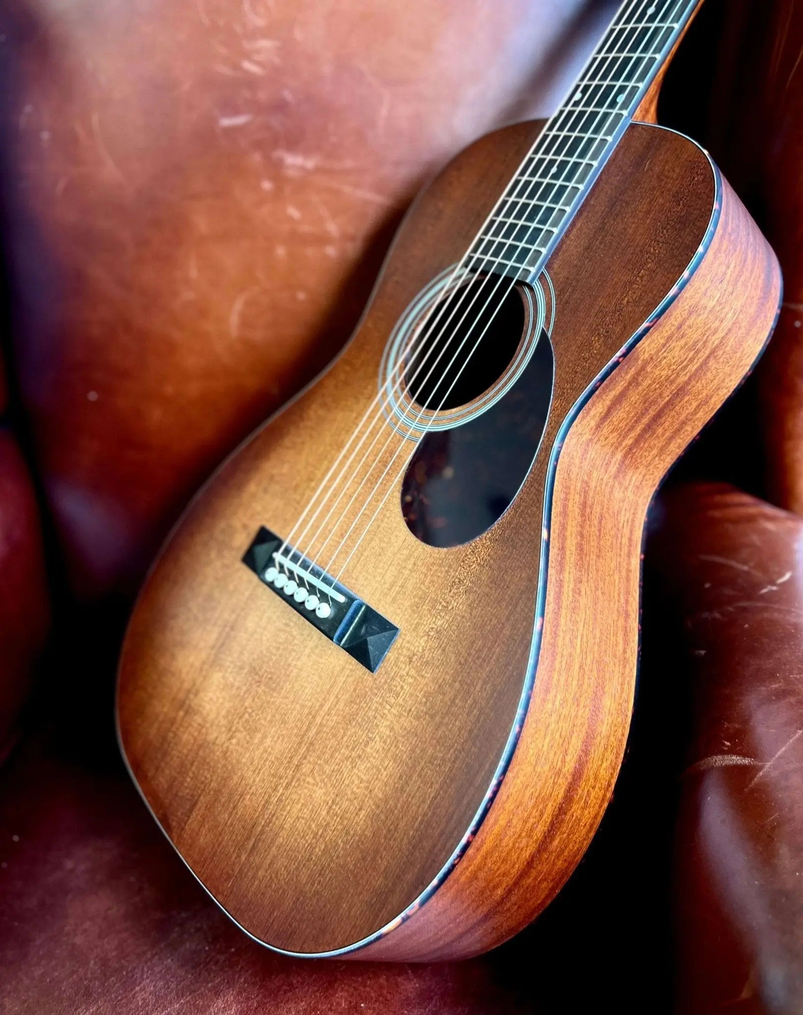 Eastman E1P Classic. Awesome Quality All Solid Parlor Guitar - Richards Guitars Of Stratford Upon Avon