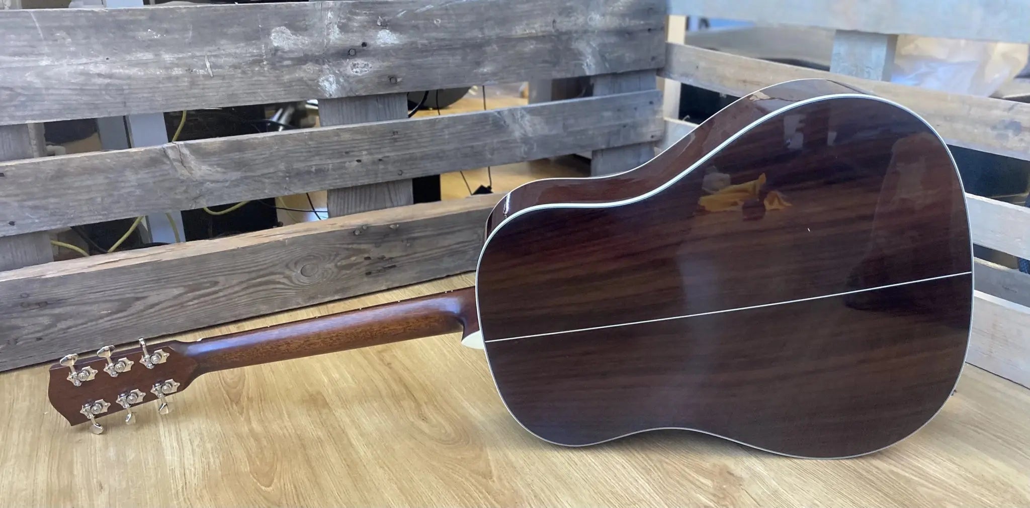 Eastman E20 SS TC Slope Shoulder dreadnought (Price inc. Custom Pro Setup Package) - Richards Guitars Of Stratford Upon Avon