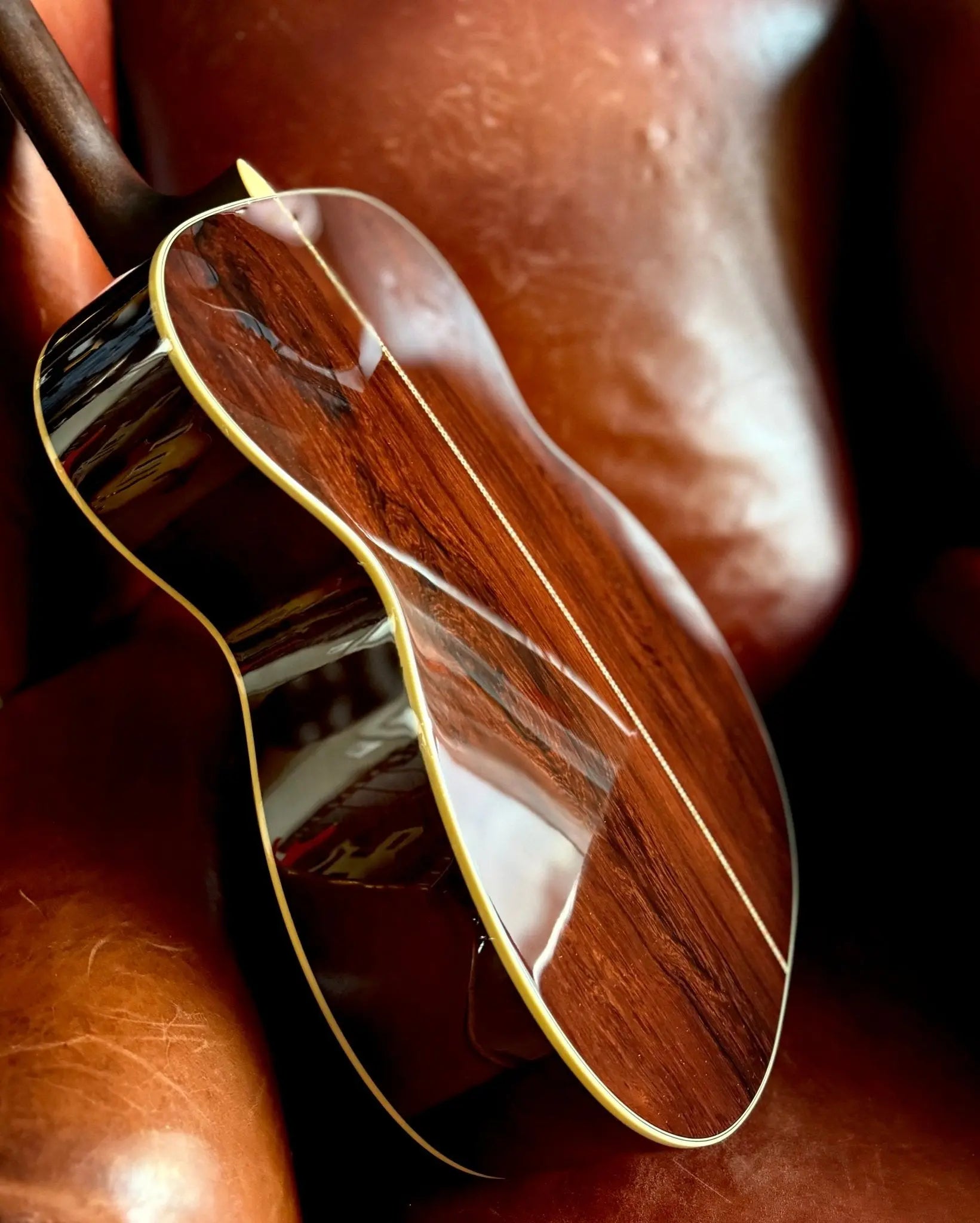 Buy Eastman E20OM-MR-TC Madagascar Rosewood (Price inc. Custom Pro Setup Package)