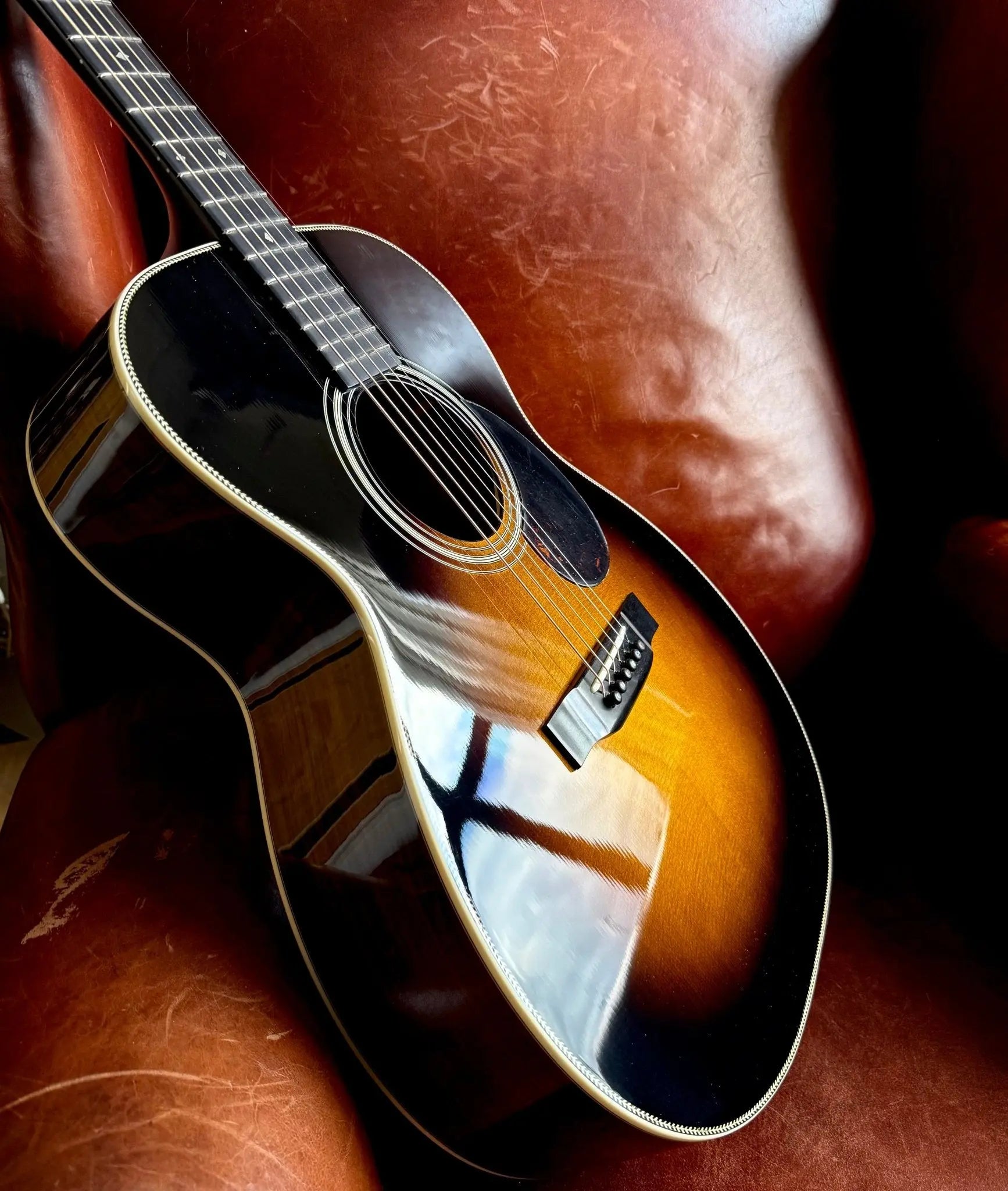 Buy Eastman E20OM-TC-SB Sunburst Acoustic Guitar (Price inc. Custom Pro Setup Package)
