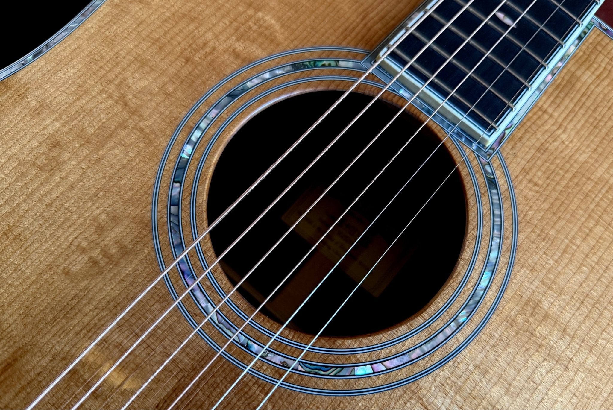 Eastman E40 D-TC Dreadnought With Torrefied Spruce Top (Price inc. Custom Pro Setup Package) - Richards Guitars Of Stratford Upon Avon