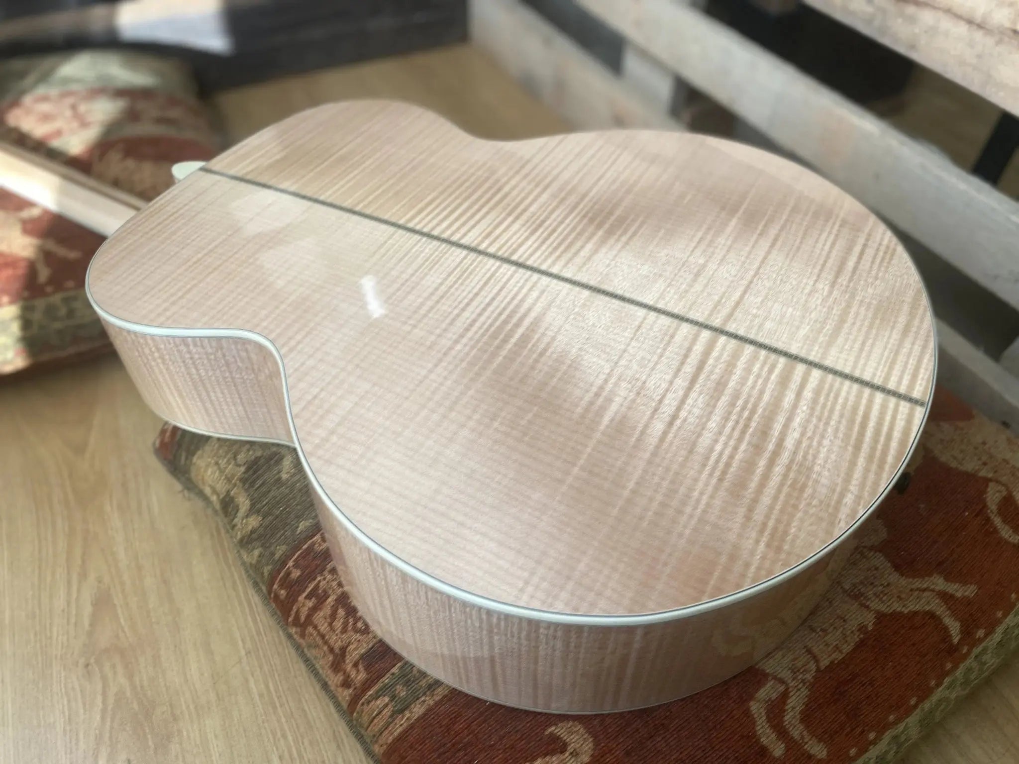 Eastman Eastman AC630L - BD Left Handed (Price inc. Custom Pro Setup Package) - Richards Guitars Of Stratford Upon Avon