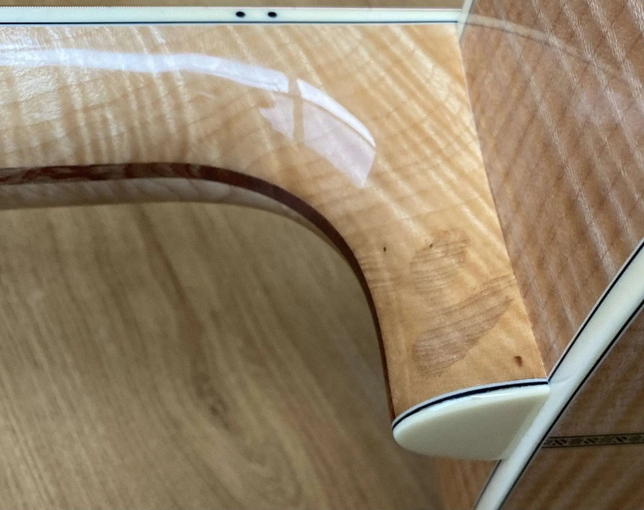 Eastman Eastman AC630L - BD Left Handed (Price inc. Custom Pro Setup Package) - Richards Guitars Of Stratford Upon Avon