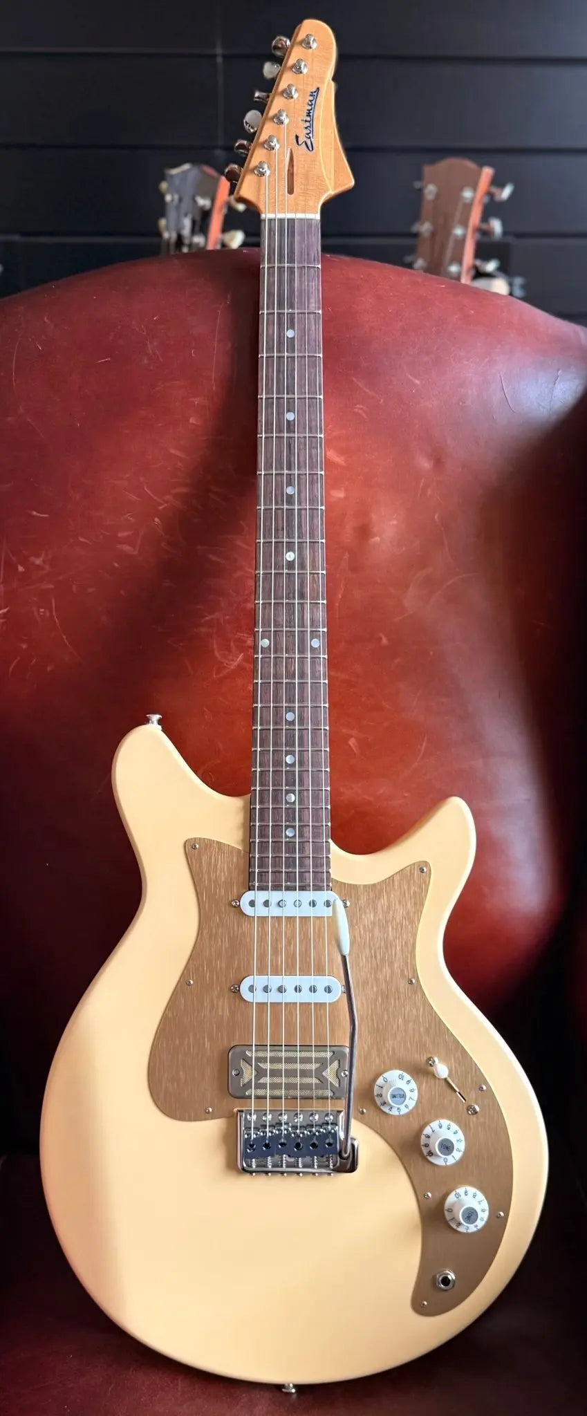 Buy Eastman Fullertone DC62 Desert Sand (Price inc. Custom Pro Setup Package)