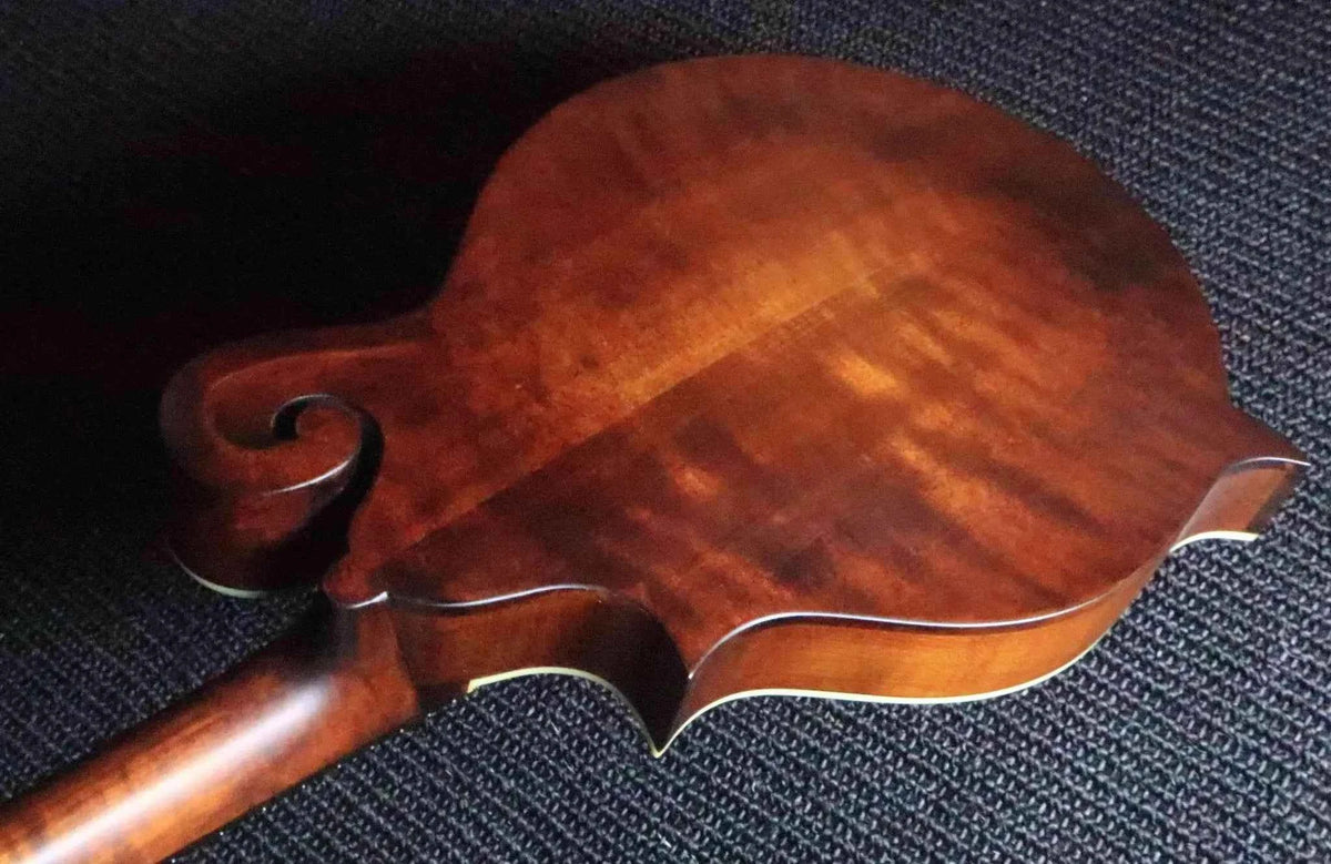 Eastman MD315 F-style Mandolin (F-holes, Solid Spruce top, Solid Maple back and sides, w/Gigbag) (Price inc. Custom Pro Setup Package)