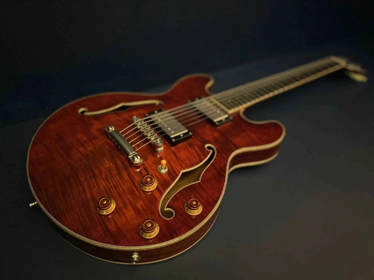 Eastman T184mx CL (Price inc. Custom Pro Setup Package)