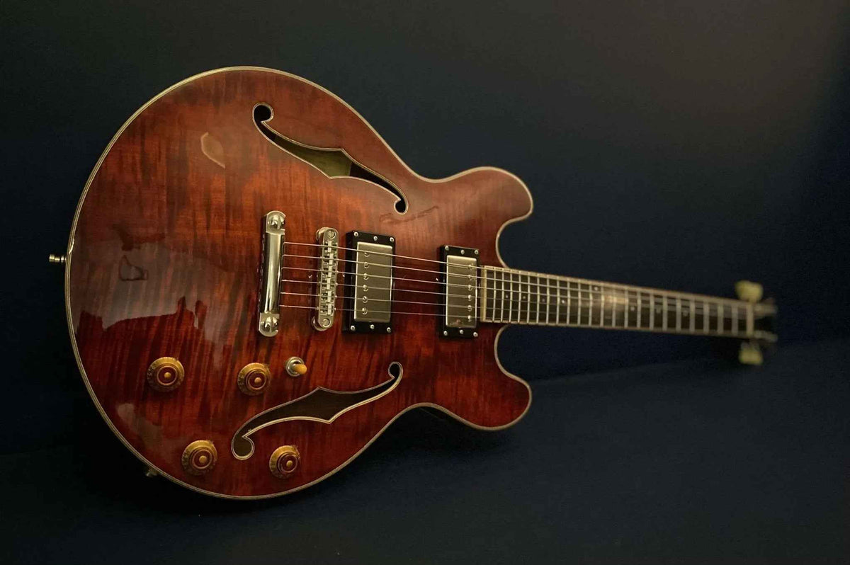 Eastman T184mx CL (Price inc. Custom Pro Setup Package)