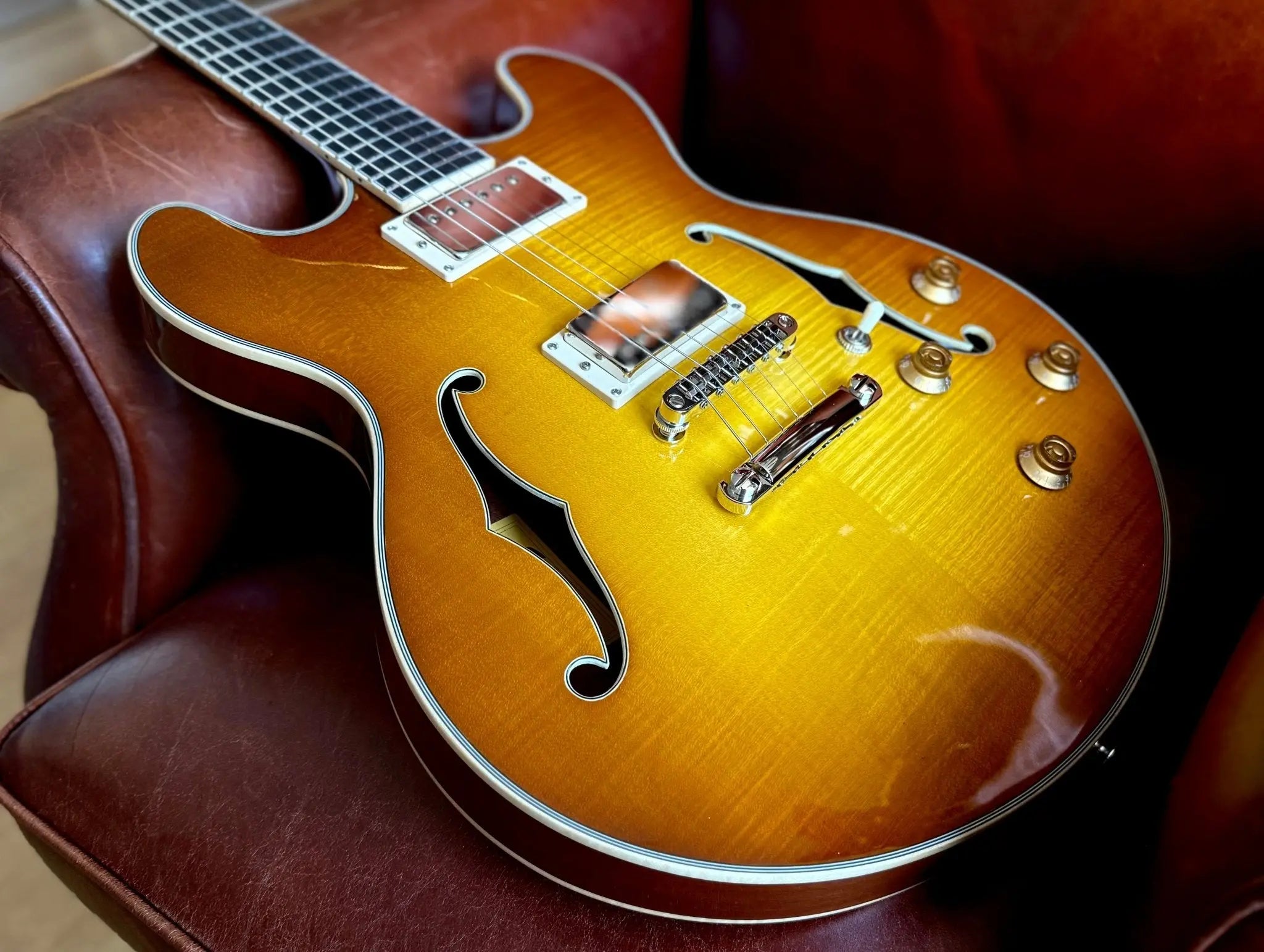 Eastman T185MX Electric Guitar (Price inc. Custom Pro Setup Package) - Richards Guitars Of Stratford Upon Avon