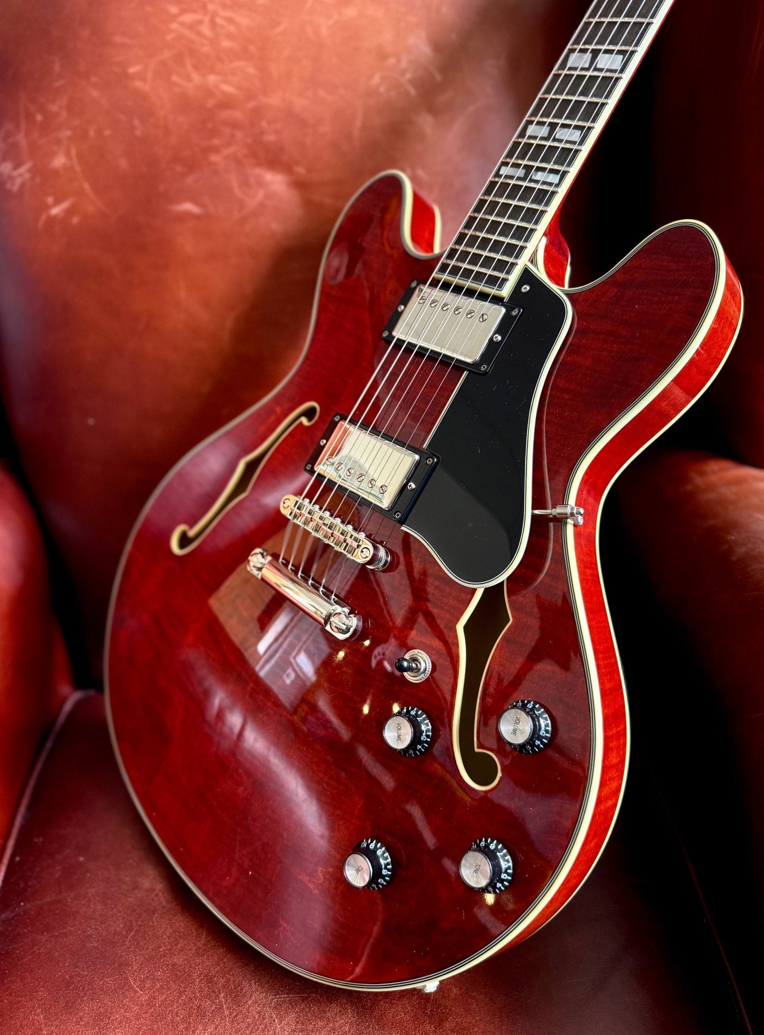 Eastman T486 Classic (Price inc. Custom Pro Setup Package) - Richards Guitars Of Stratford Upon Avon