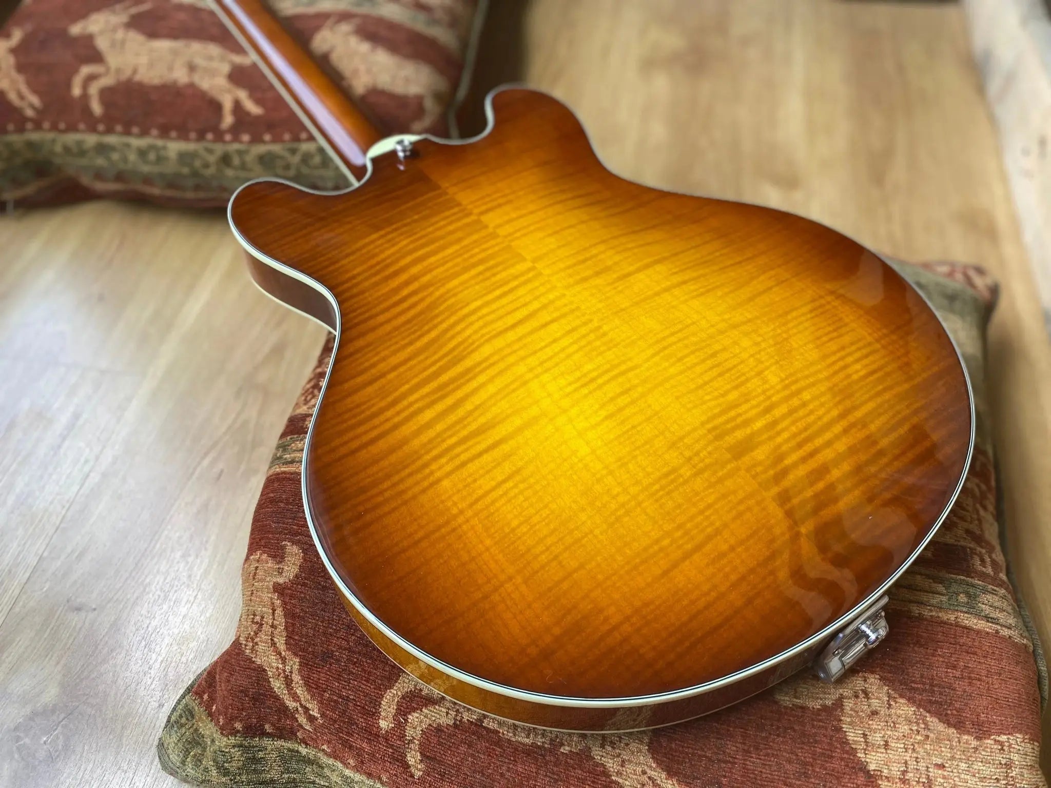 Eastman T486B Goldburst (Price inc. Custom Pro Setup Package) - Richards Guitars Of Stratford Upon Avon