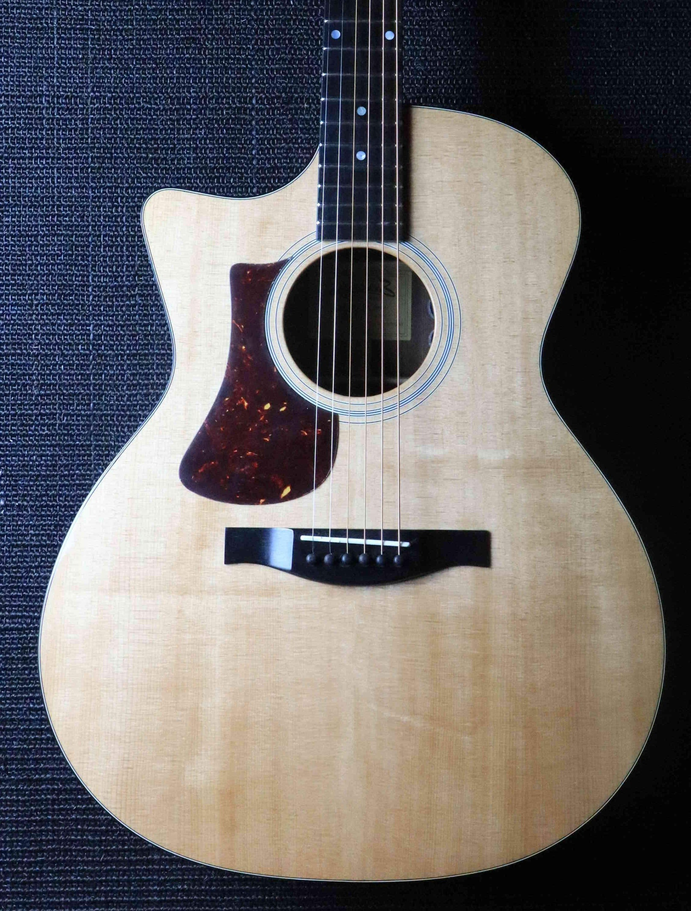Eastman AC122L-1CE Left Handed Electro Acoustic Guitar, Electro Acoustic Guitar for sale at Richards Guitars.