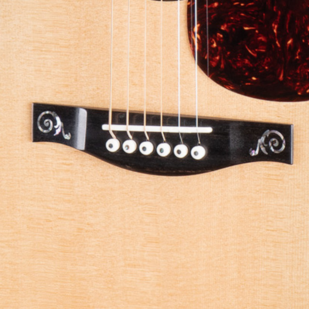 Eastman AC922CE Electro Acoustic Guitar, Electro Acoustic Guitar for sale at Richards Guitars.