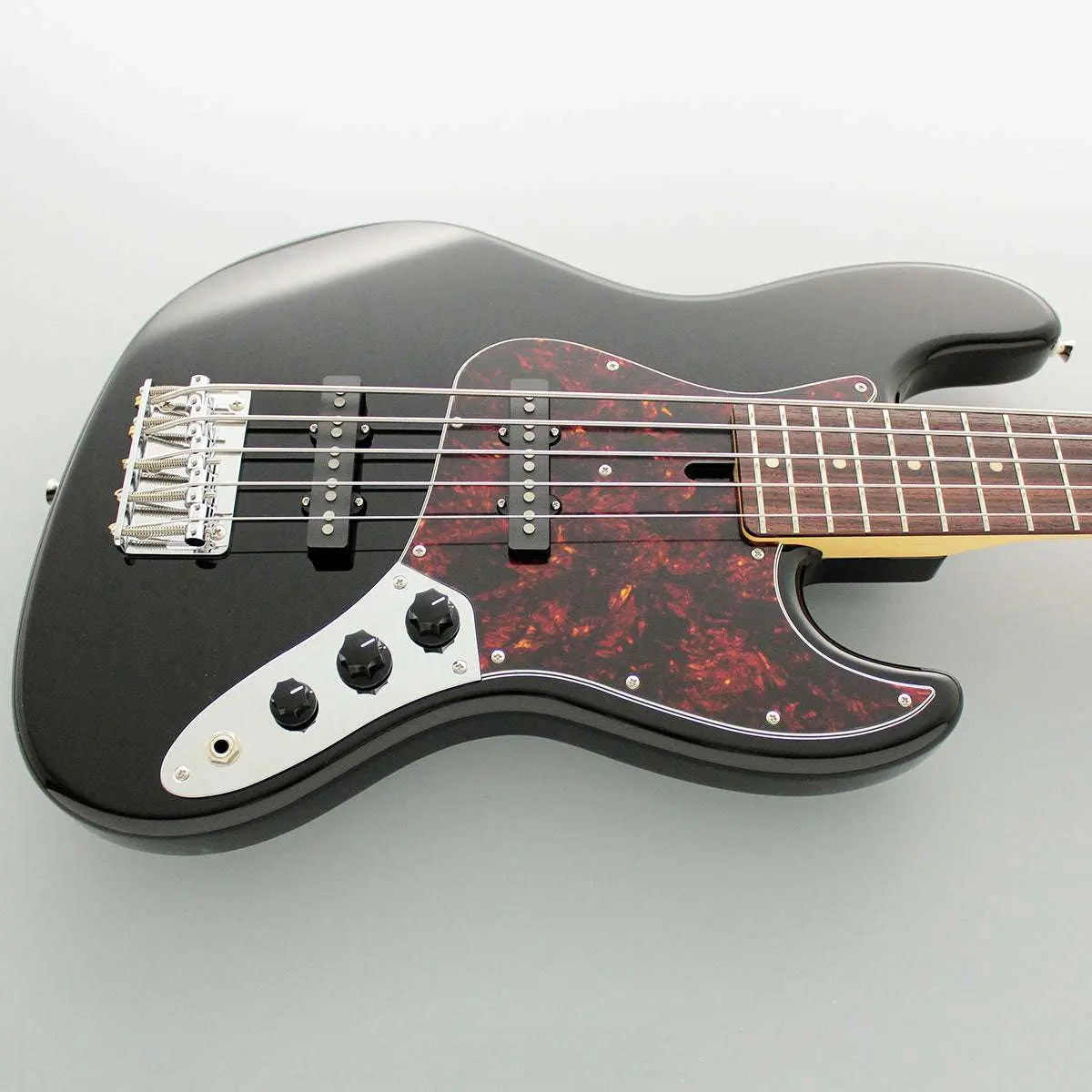 FGN Guitars Neoclassic JB 100R Alder 5 String BK - Richards Guitars Of Stratford Upon Avon