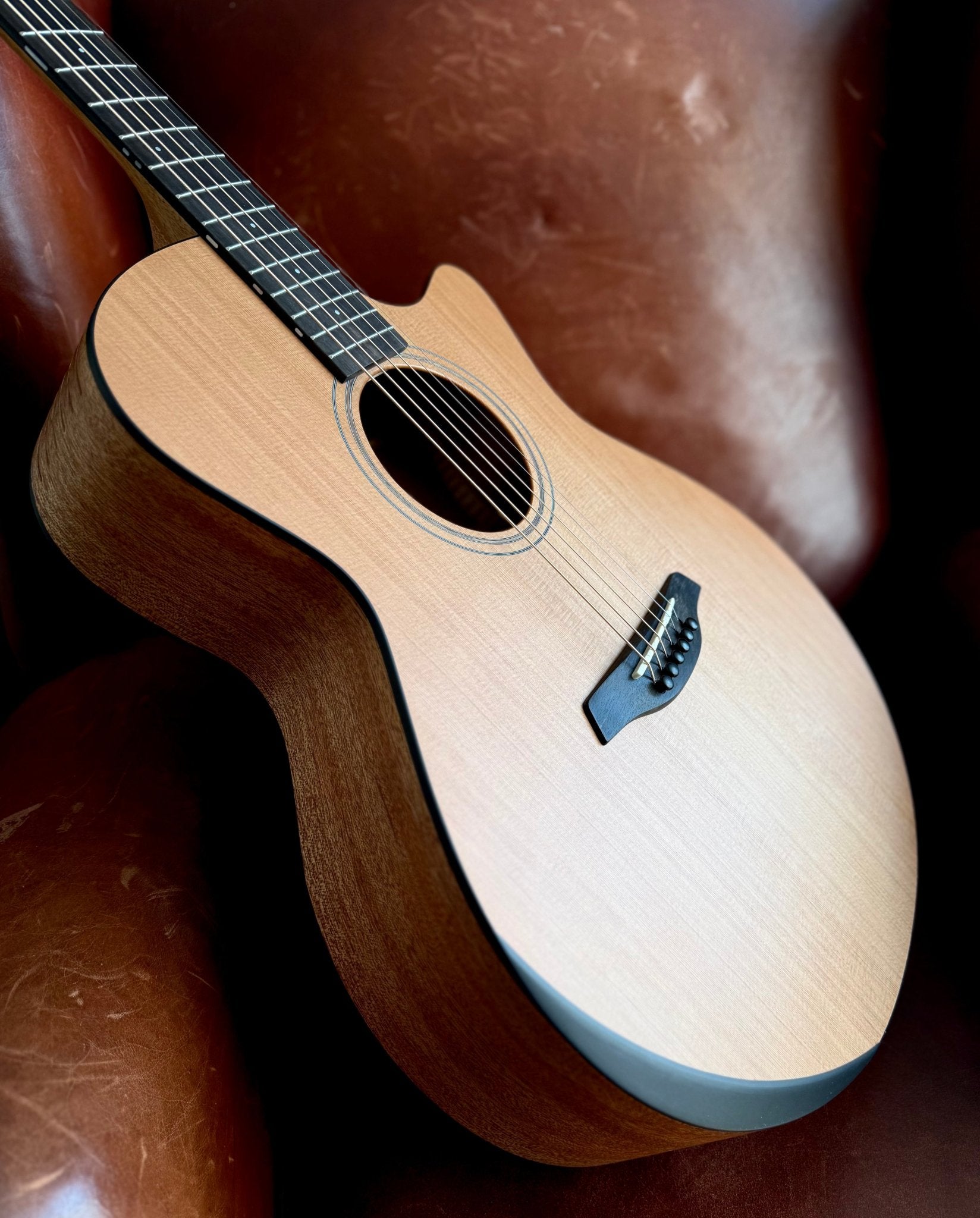 Furch Blue Deluxe Gc-CM (2026 CNR Active Upgrade Model) Plus FREE Furch Deluxe Gigbag (Worth £100) - Richards Guitars Of Stratford Upon Avon