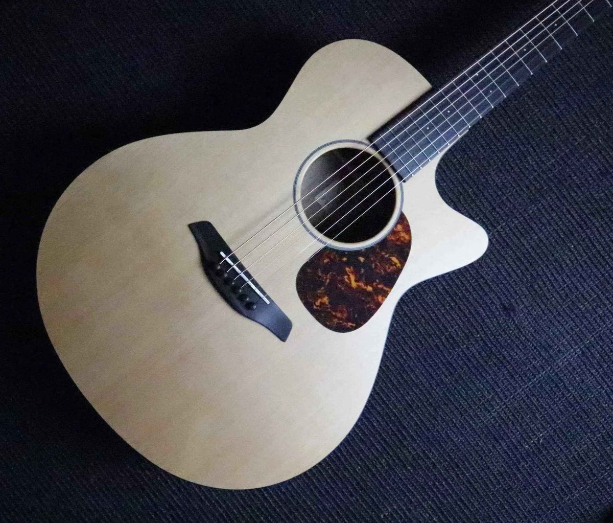 Furch Blue Gc CM (Formerly) G CMC (Grand Auditorium / Cedar / Mahogany / Cutaway) Acoustic Guitar (2026 CNR Active Upgrade Model) Plus FREE Furch Deluxe Gigbag (Worth £100)