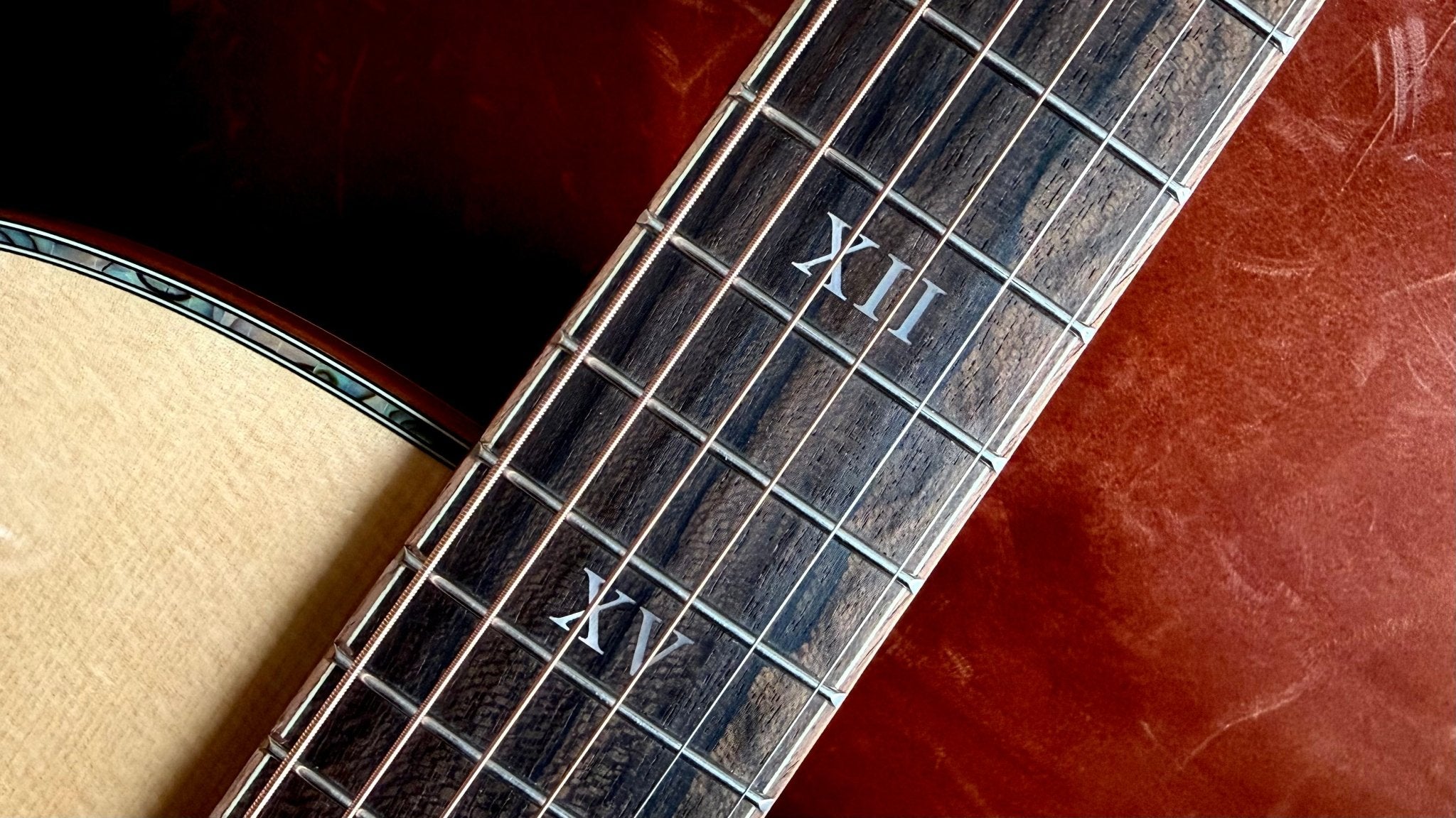 Furch Red Deluxe Gc SR with Duo Bevel Master Grade Spruce/Rosewood (2025 CNR Active Upgrade Model) - Richards Guitars Of Stratford Upon Avon