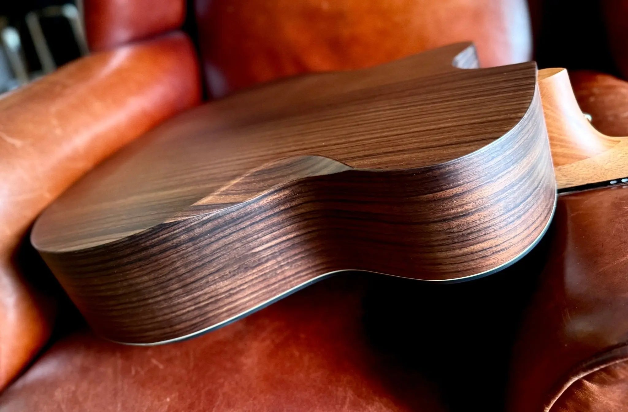 Furch Violet Deluxe Gc ER Deluxe Engelmann Spruce With Rosewood Back & Sides Acoustic Guitar (2025 CNR Active Upgrade Model) - Richards Guitars Of Stratford Upon Avon