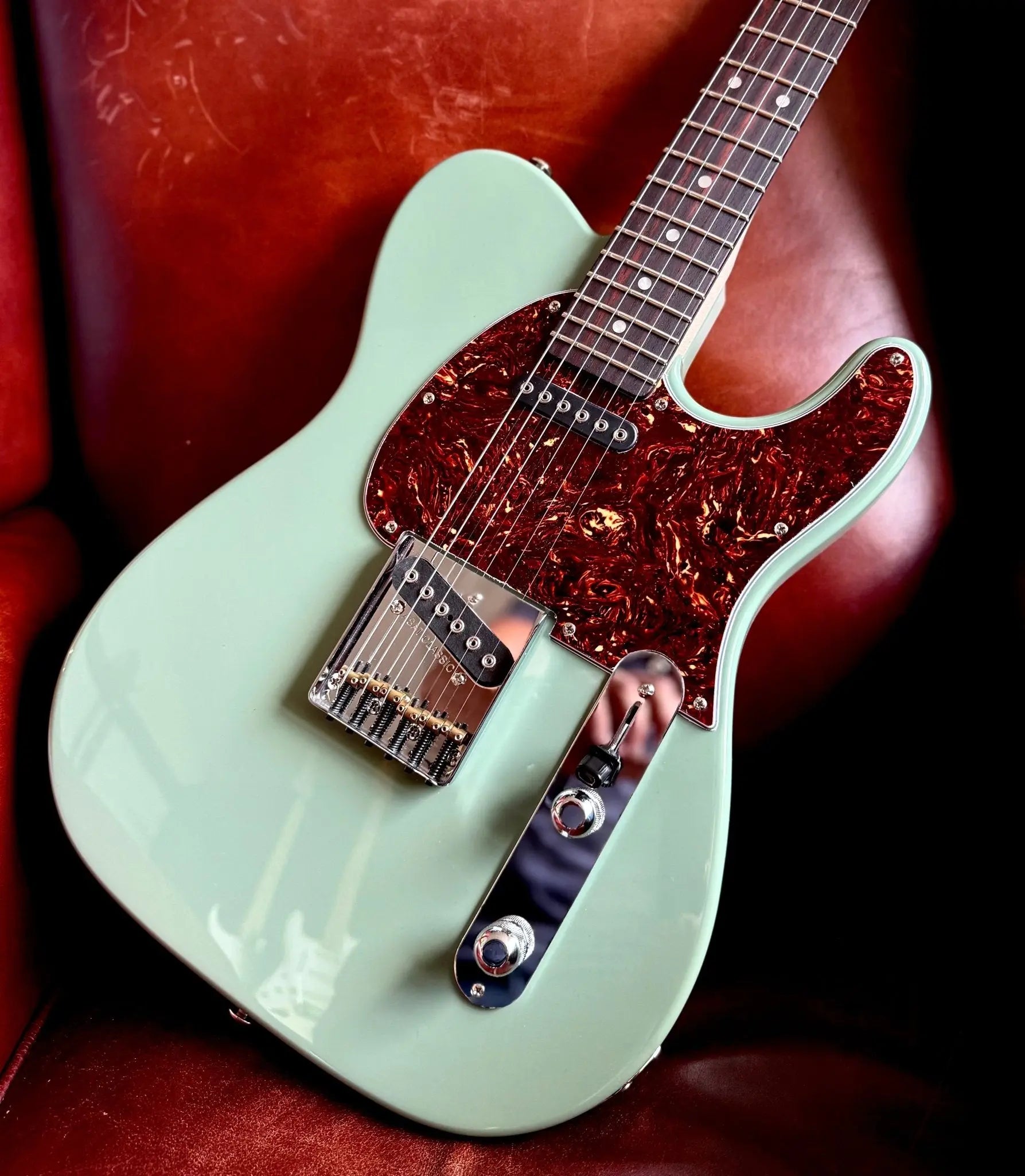 G&L Fullerton Deluxe ASAT Classic Matcha Green over Alder w' Deluxe Gigbag - Richards Guitars Of Stratford Upon Avon