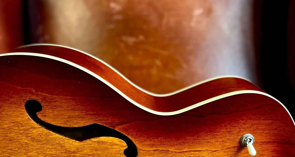 GODIN 5th Avenue CW Kingpin II Cognac Burst