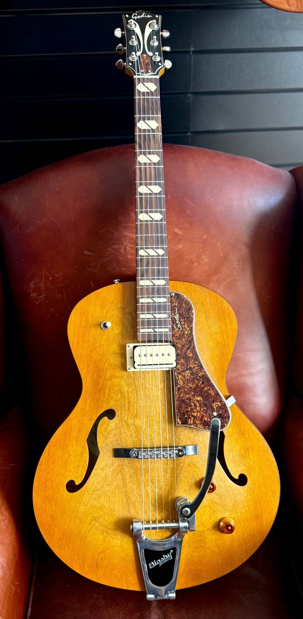 Godin 5th Avenue Jumbo P - Rail Semi - Acoustic Guitar ~ Harvest Gold - Richards Guitars Of Stratford Upon Avon