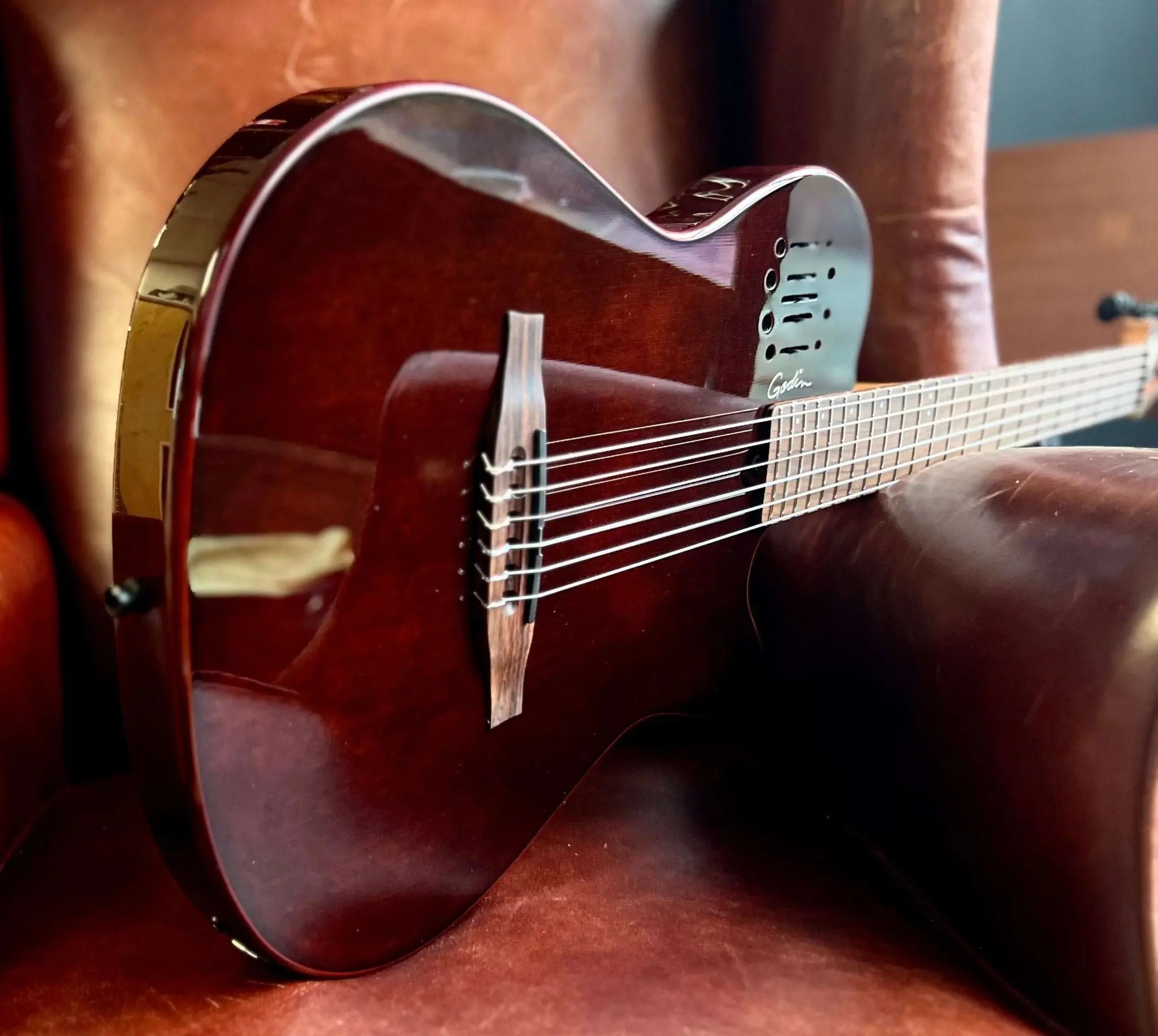 Godin Multiac Mundial Electric Guitar ~ Kanyon Burst - Richards Guitars Of Stratford Upon Avon