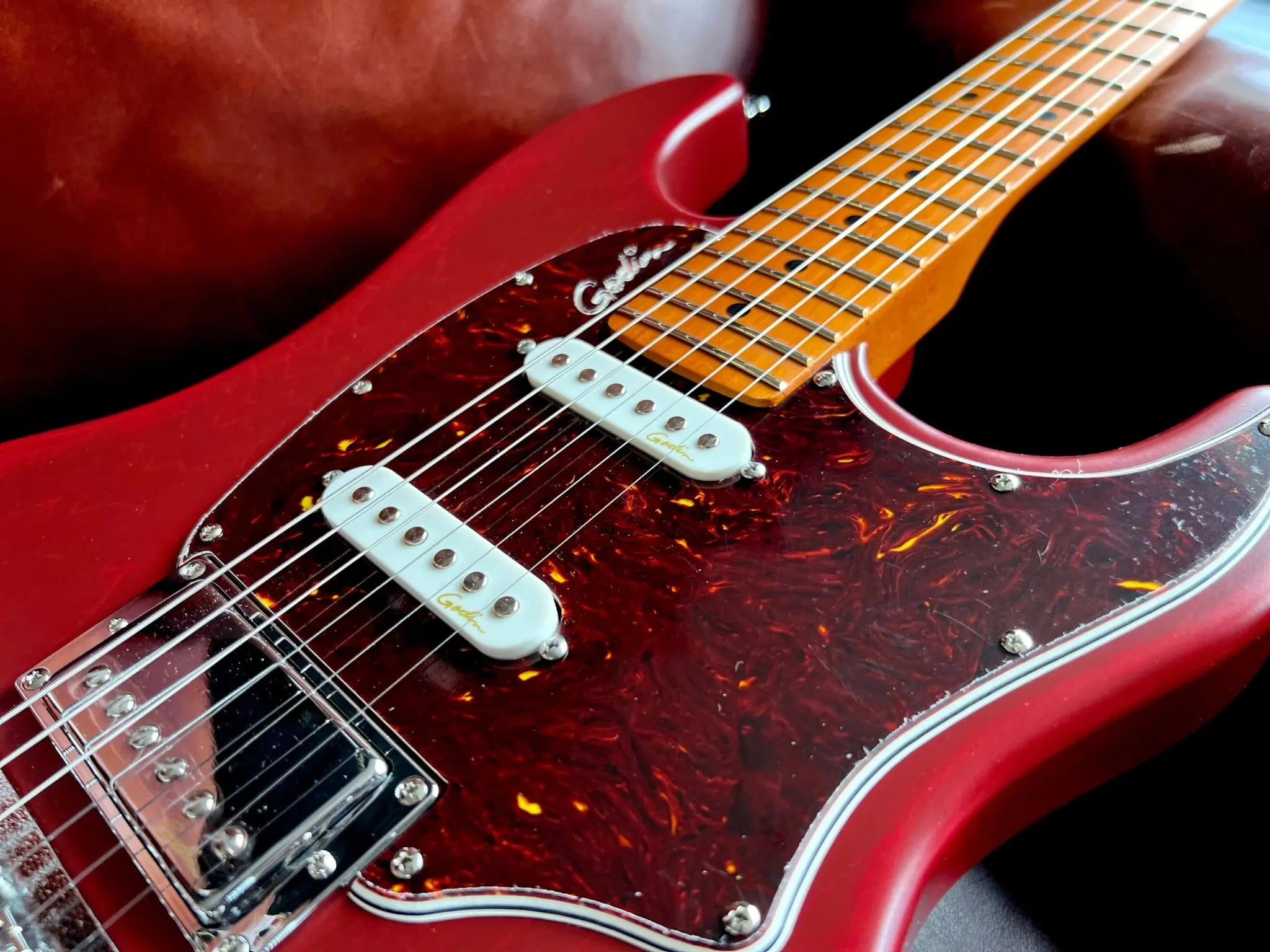 Godin Session HT Electric Guitar ~ Aztek Red MN - Richards Guitars Of Stratford Upon Avon