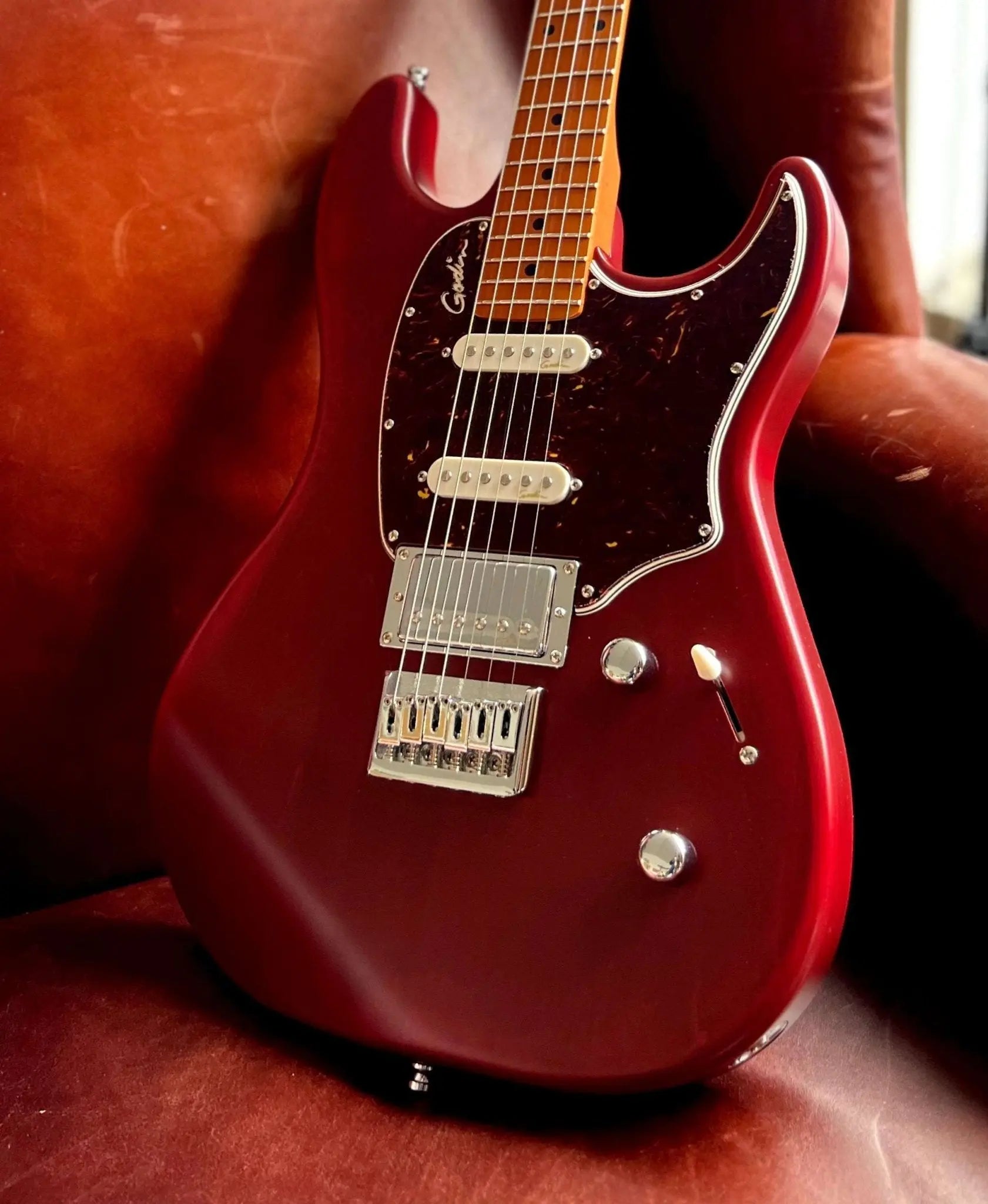Godin Session HT Electric Guitar ~ Aztek Red MN - Richards Guitars Of Stratford Upon Avon
