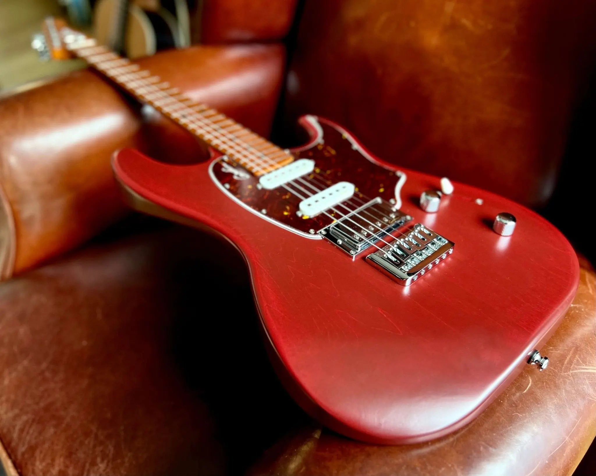 Godin Session HT Electric Guitar ~ Aztek Red MN - Richards Guitars Of Stratford Upon Avon