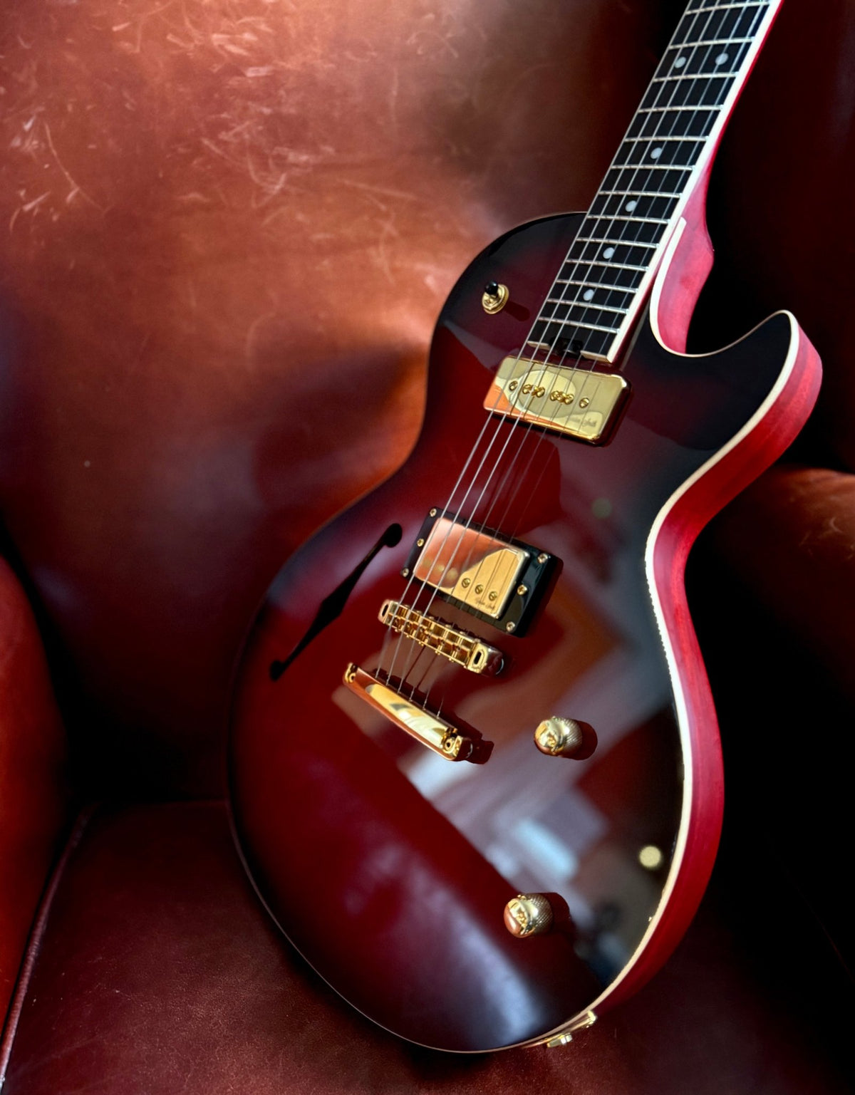 Gordon Smith GS2 Semi-Solid Export Electric Guitar - Richards Guitars Of Stratford Upon Avon