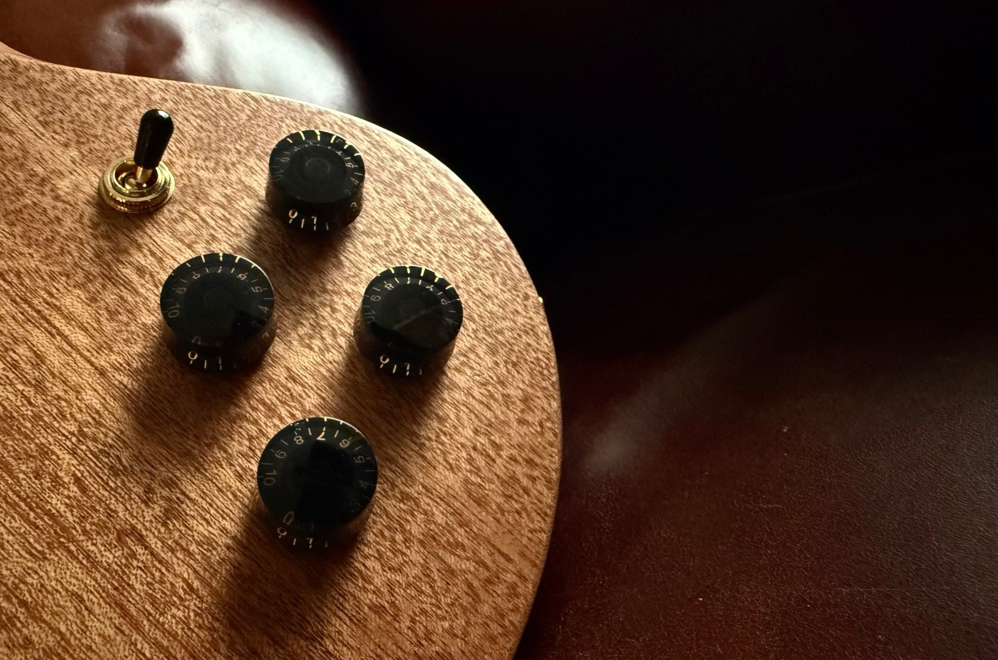 Gordon Smith GSG2 Natural Custom Build - Richards Guitars Of Stratford Upon Avon