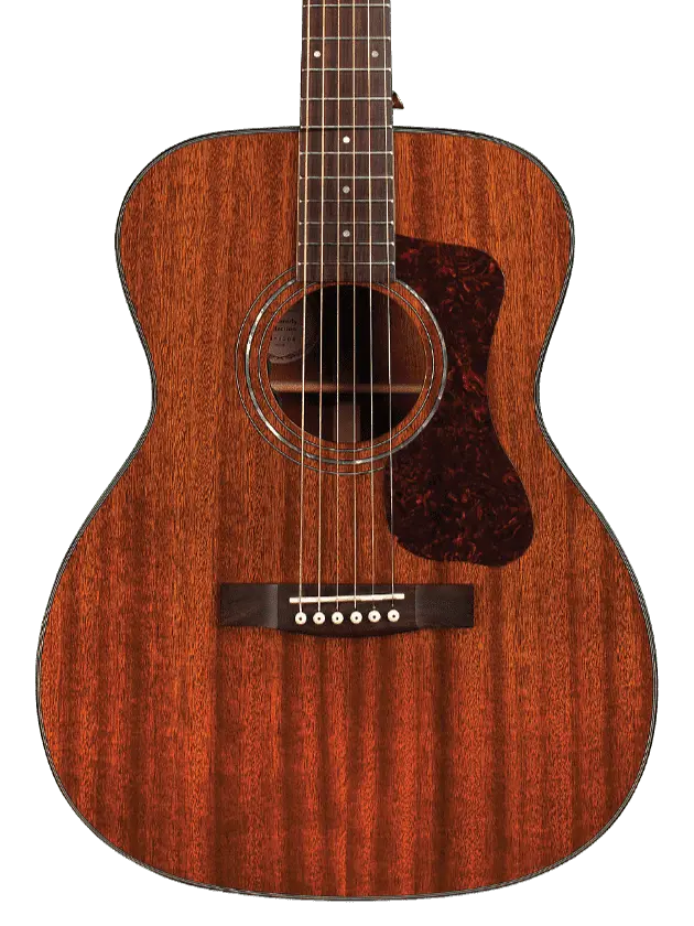 Guild OM - 120 - Richards Guitars Of Stratford Upon Avon
