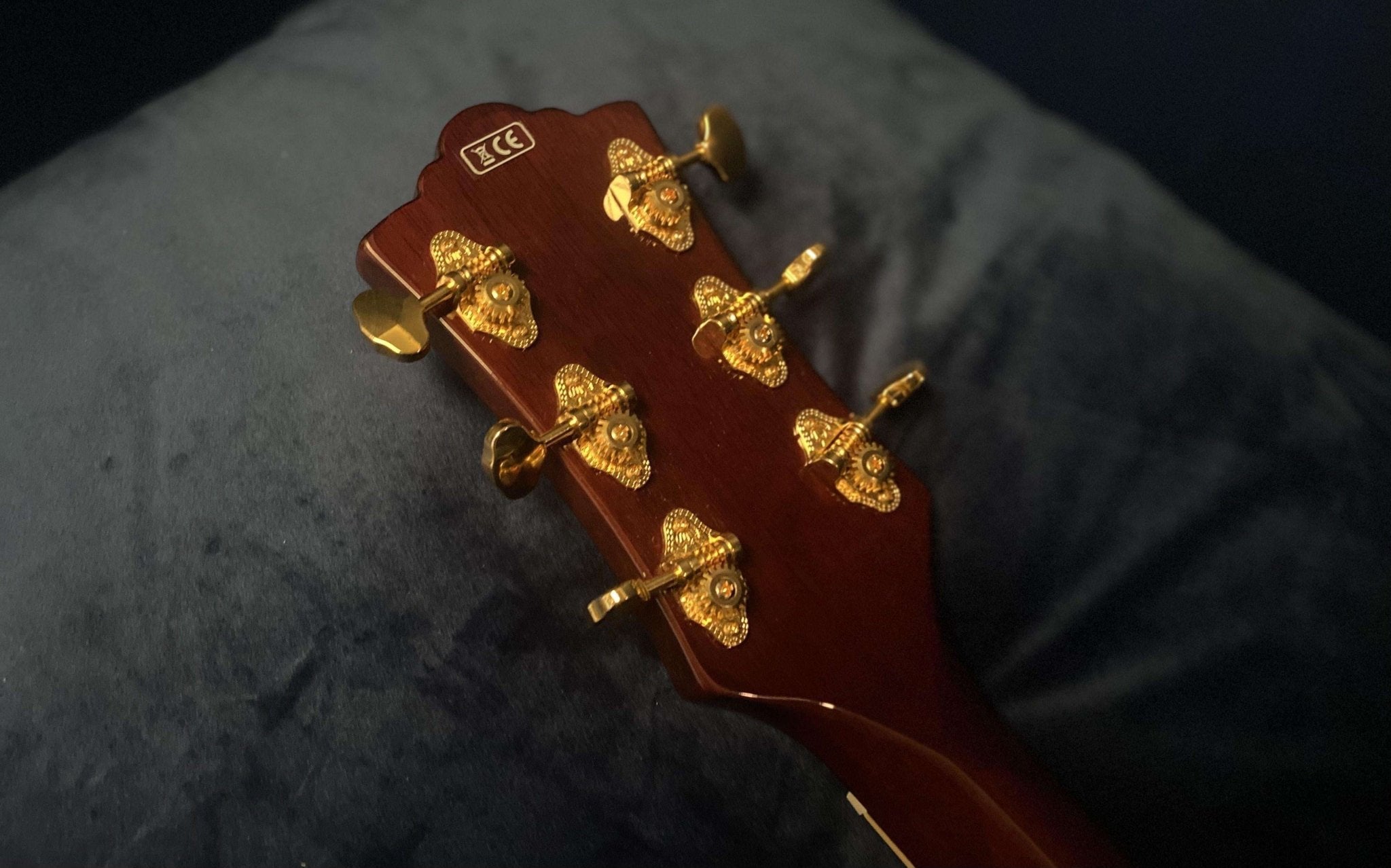 Guild STARFIRE - II DYNASONIC RB - NEW ROYAL BROWN (ONE ONLY AT THIS PRICE) - Richards Guitars Of Stratford Upon Avon