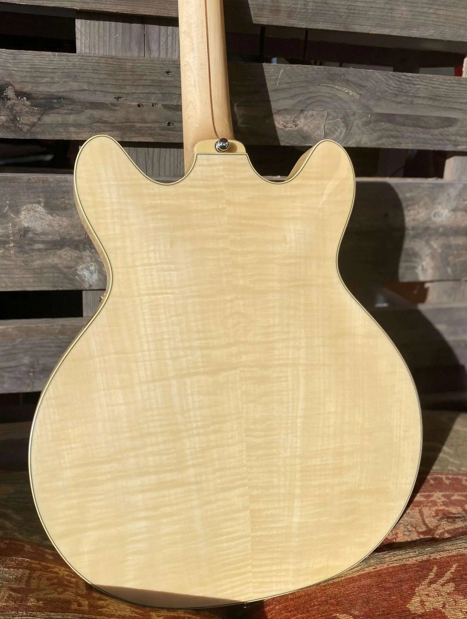 Guild STARFIRE IV ST FLAME MAPLE (ONE ONLY AT THIS PRICE) - Richards Guitars Of Stratford Upon Avon