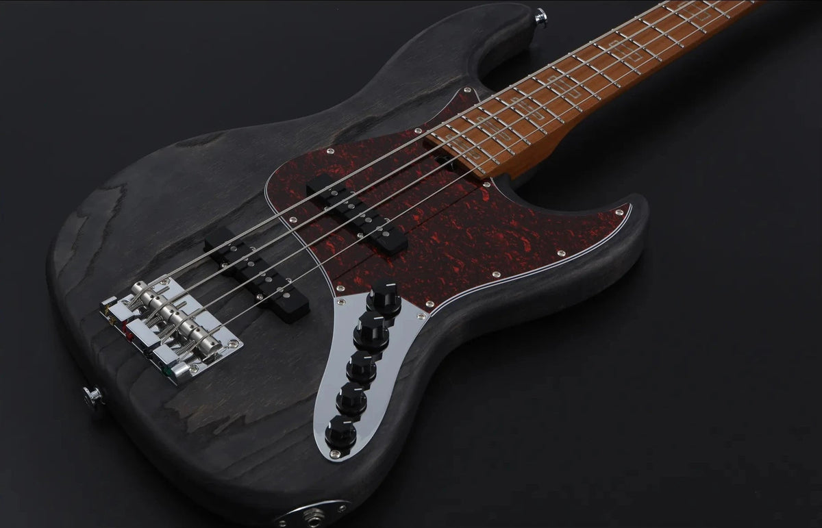 Keipro KJB-Deluxe Pro Ash-M-Act Bass Guitar - Richards Guitars Of Stratford Upon Avon