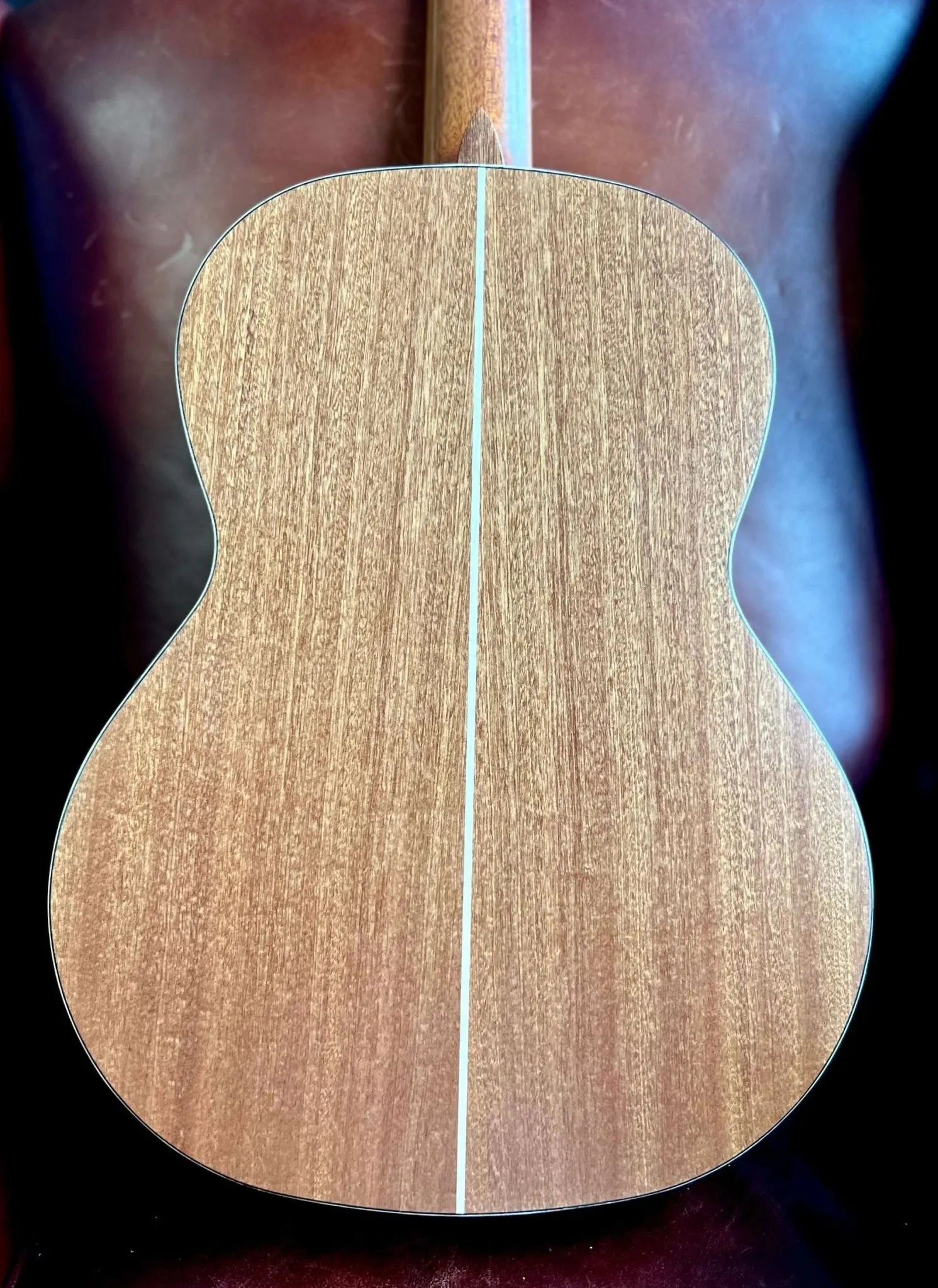 Kremona SOFIA SC Solid Red Cedar, Solid Sapelli - Richards Guitars Of Stratford Upon Avon