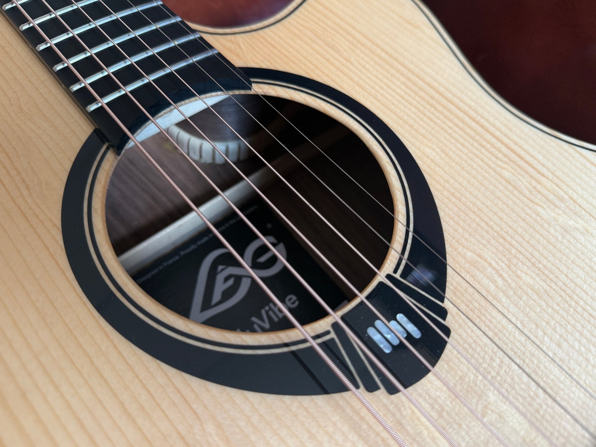 LAG HyVibe 30 H2 - Auditorium Cutaway Electro Acoustic Guitar - Richards Guitars Of Stratford Upon Avon