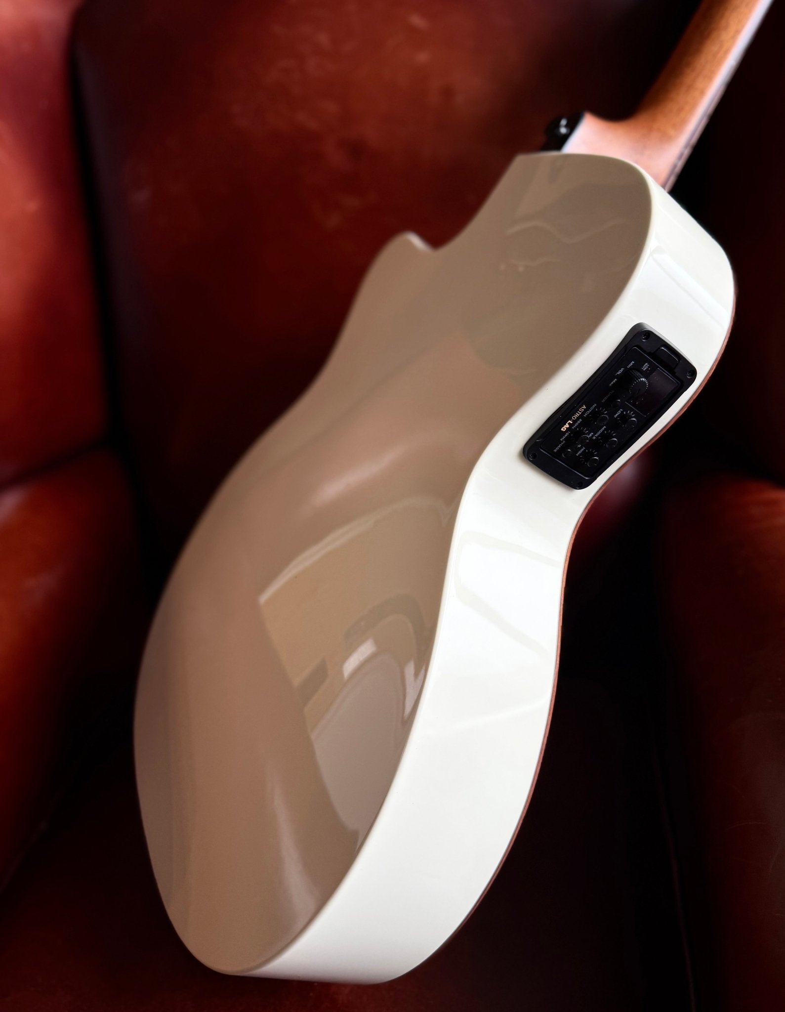 LAG T118 ASCE ivory Grand Auditorium Slimline Electro - Richards Guitars Of Stratford Upon Avon