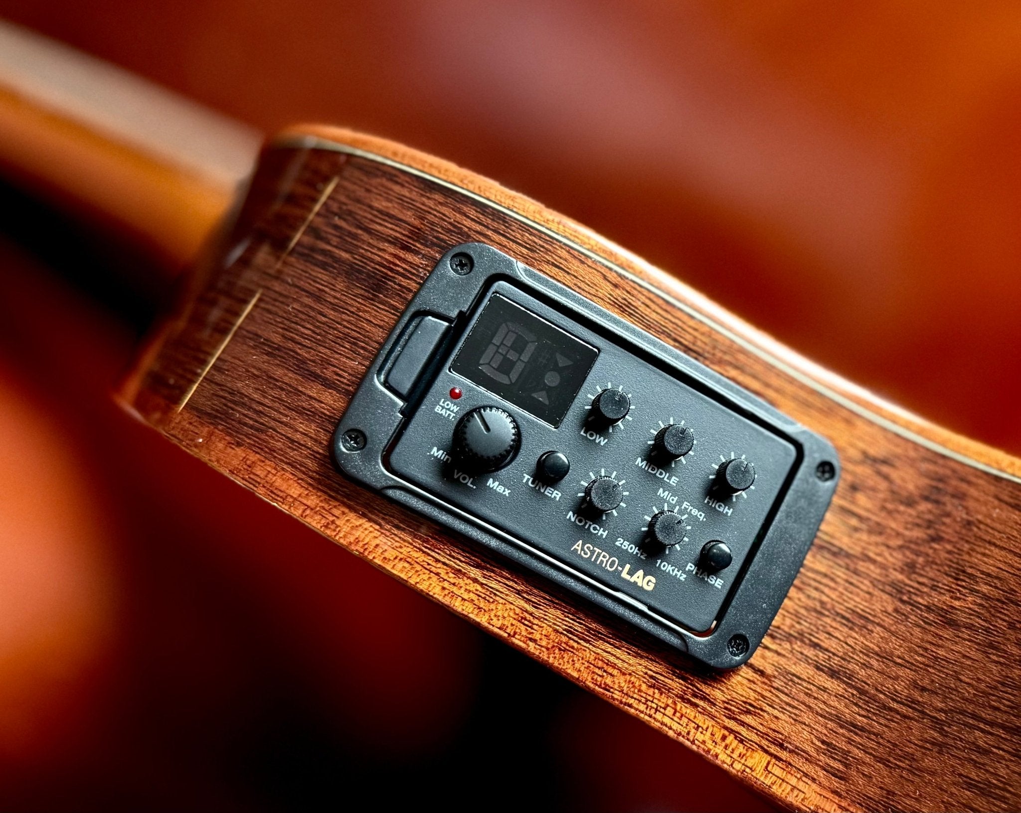 LAG TRAMONTANE 118 T118ASCE - BRS AUDITORIUM SLIM CUT ELECTRO BROWN SHADOWw' £225 Custom Pro Setup Package Included - Richards Guitars Of Stratford Upon Avon