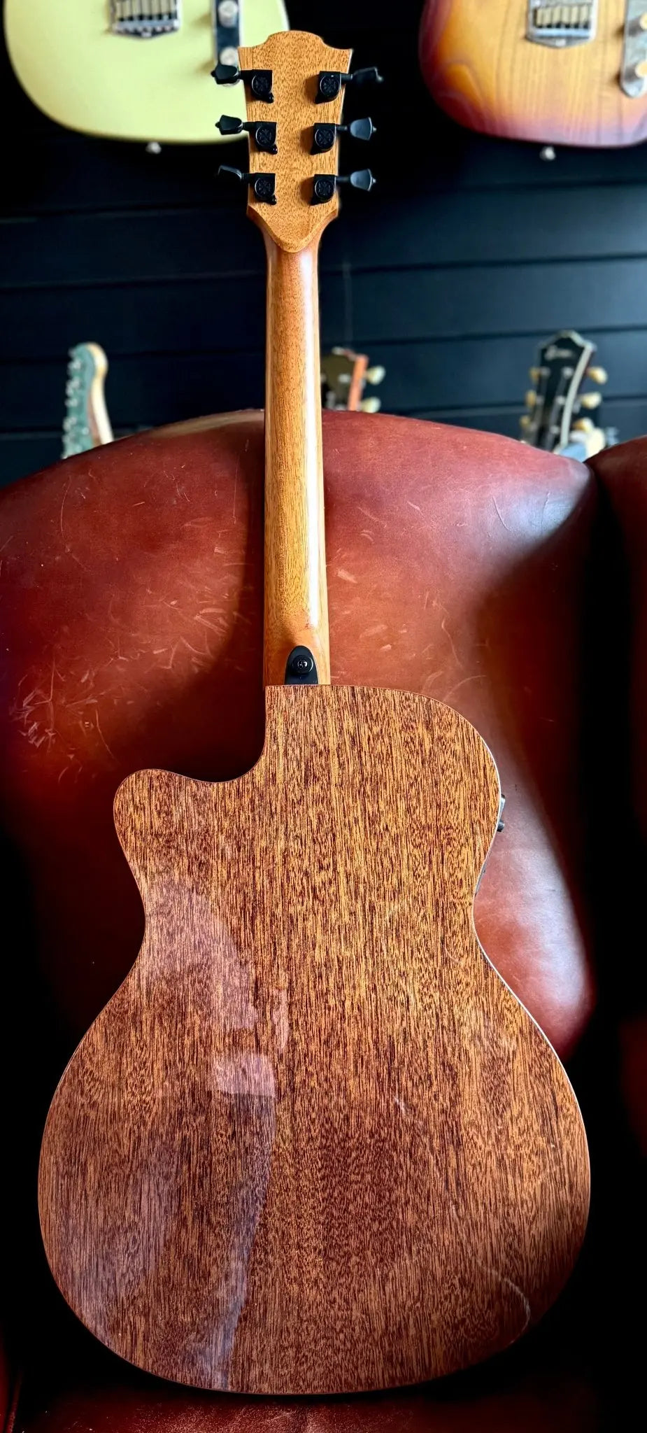 Buy LAG TRAMONTANE 118 T118ASCE-BRS AUDITORIUM SLIM CUT ELECTRO BROWN SHADOWw' £225 Custom Pro Setup Package Included