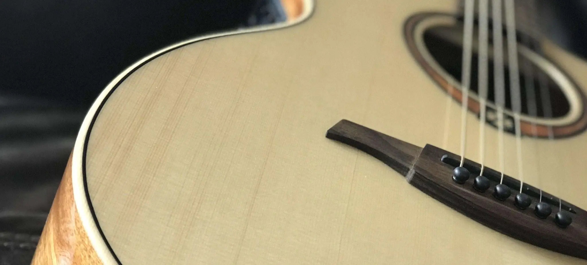 LAG TRAMONTANE T88ACE AUDITORIUM CUTAWAY ELECTRO - Richards Guitars Of Stratford Upon Avon