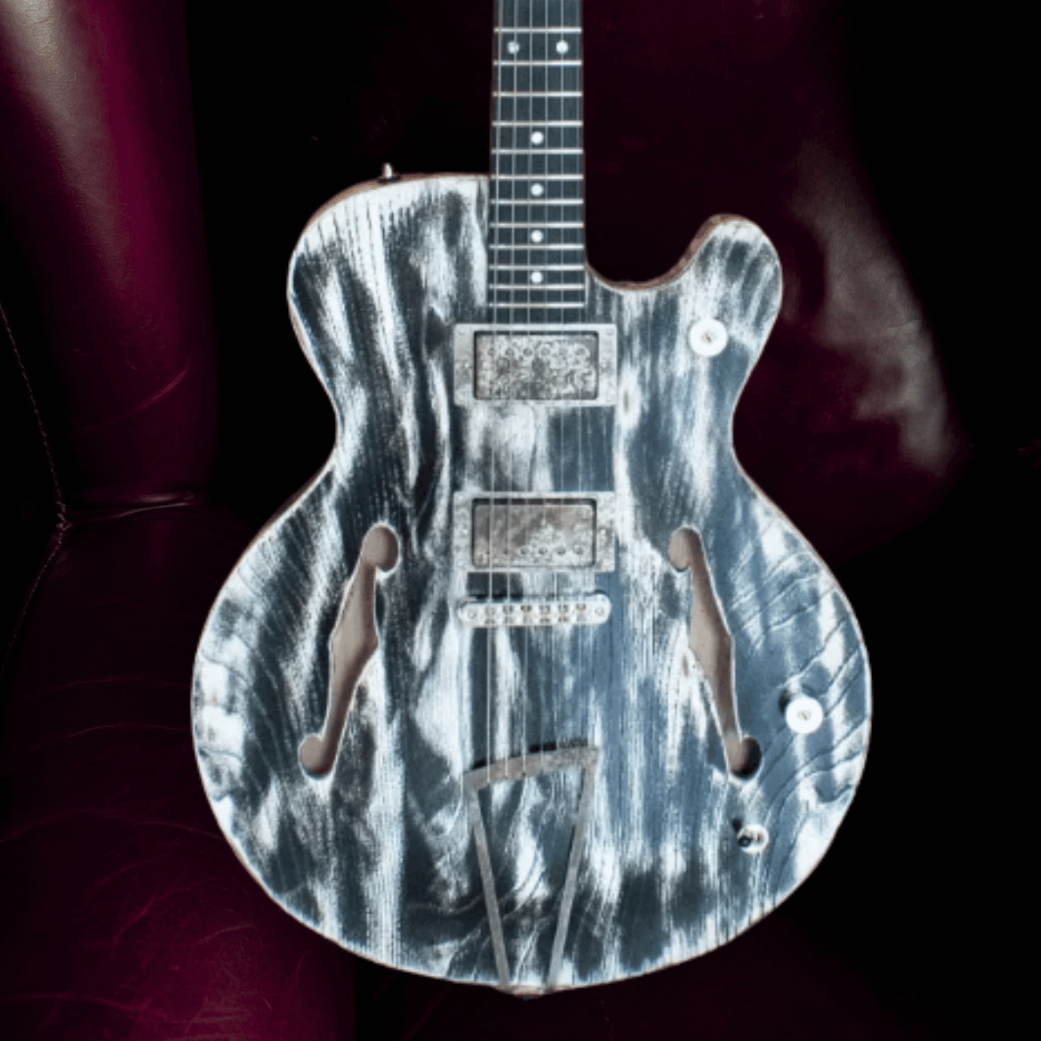 Paoletti 500 Lounge White/Black Inferno Electric Guitar - Richards Guitars Of Stratford Upon Avon