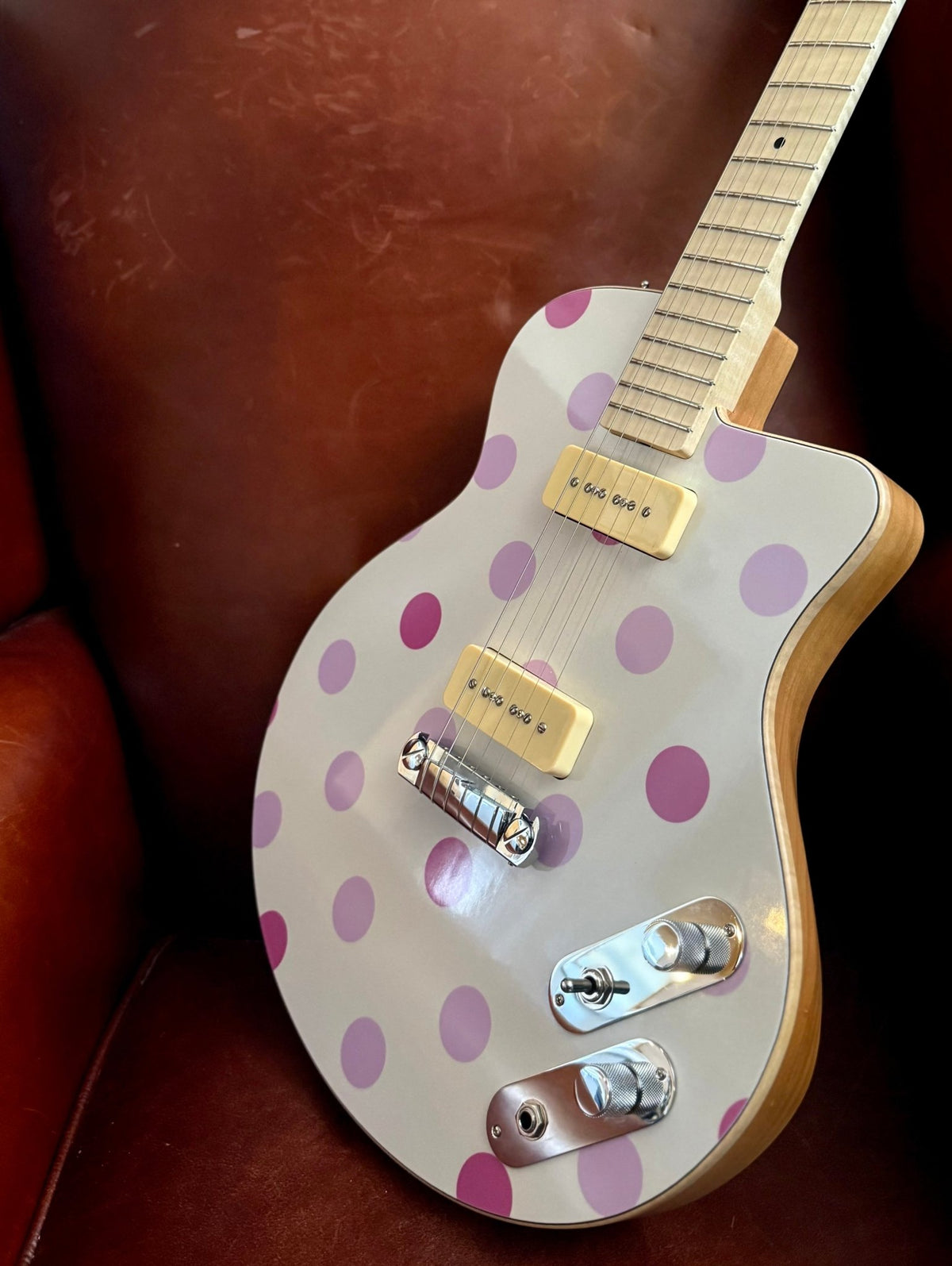Pony Riva Pink Polka. Hand Made in Germany (And SOOOOOO COOL!!!!) - Richards Guitars Of Stratford Upon Avon