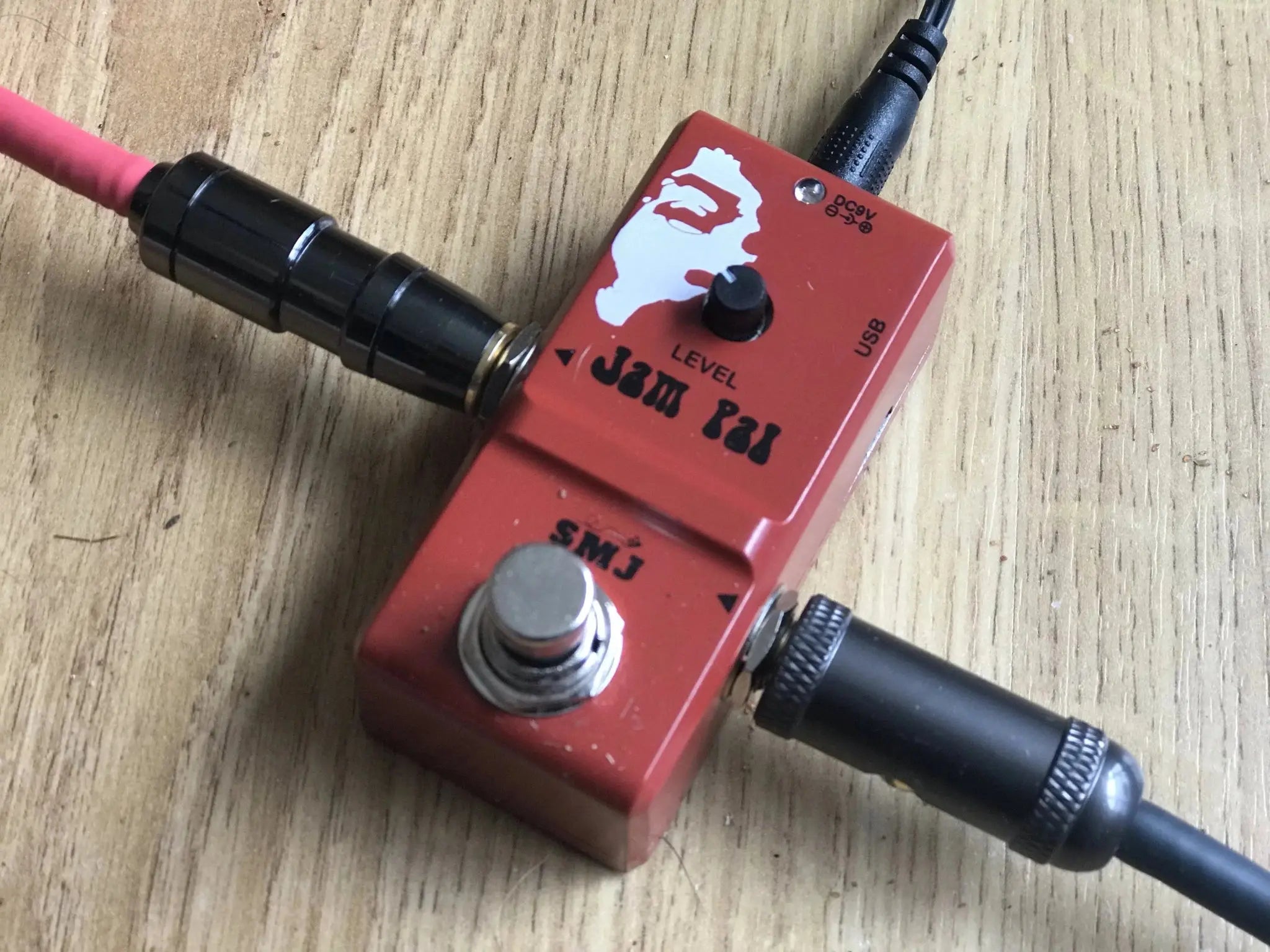 SMJ Jam Pal Guitar Looper. The Ultimate Take Anwhere Jamming Solution - Richards Guitars Of Stratford Upon Avon