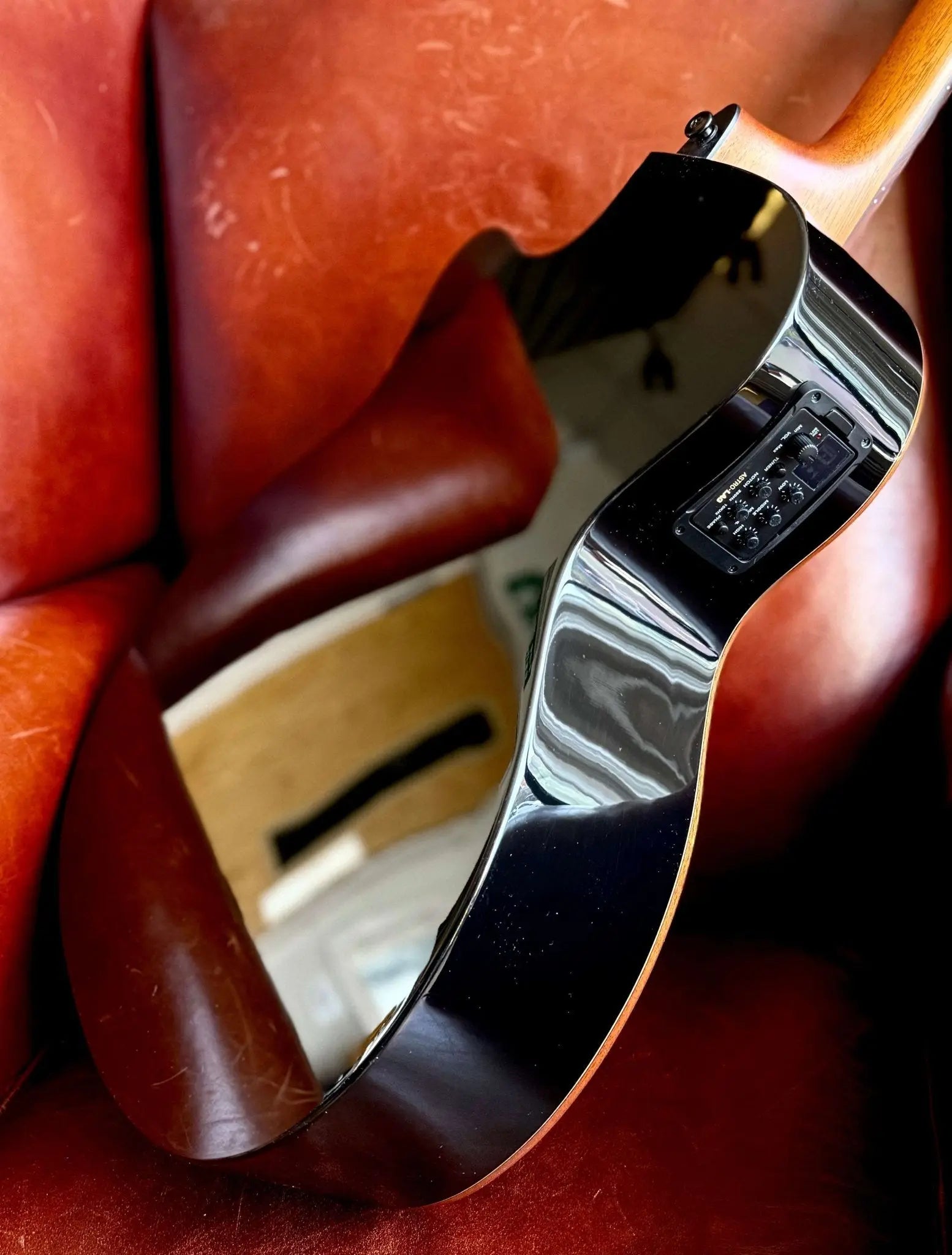 T118ABCE - BLK Special Edition With Bevel. Exquisite Luxury Electro Acoustic Guitar - Richards Guitars Of Stratford Upon Avon