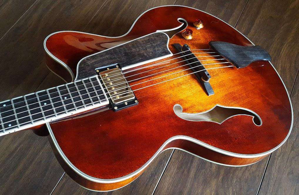 T146SM Classic (Price inc. Custom Pro Setup Package) - Richards Guitars Of Stratford Upon Avon