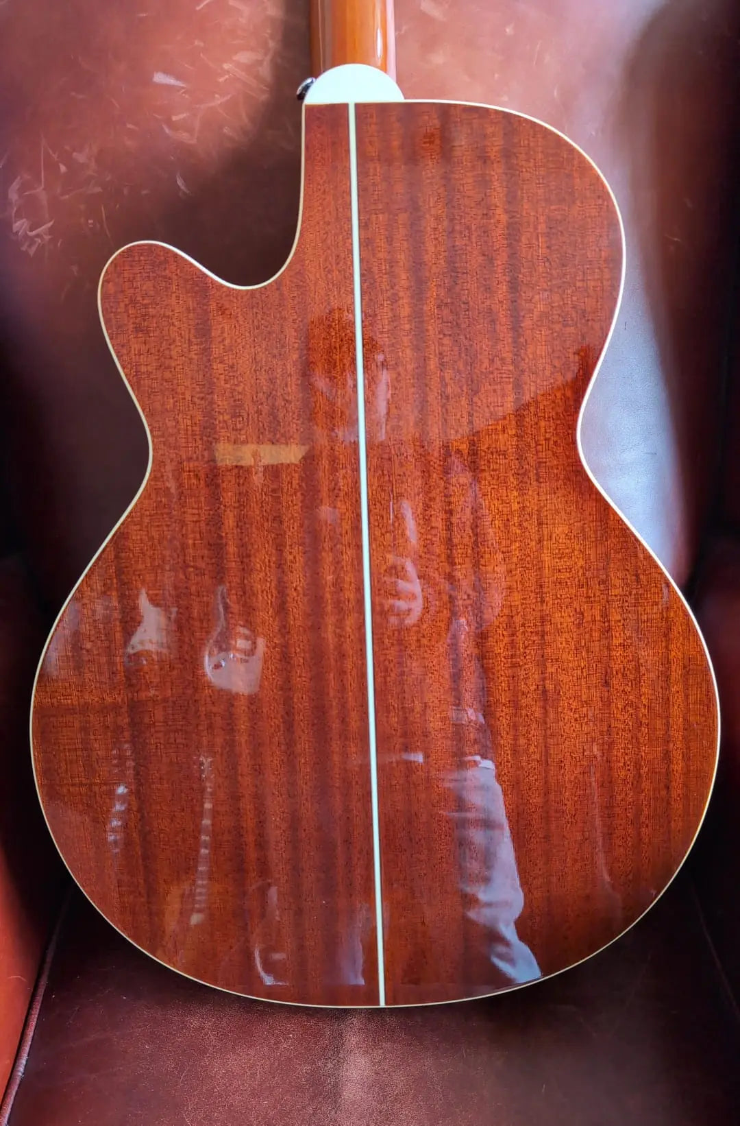 Buy Takamine EG540SSC (Used)
