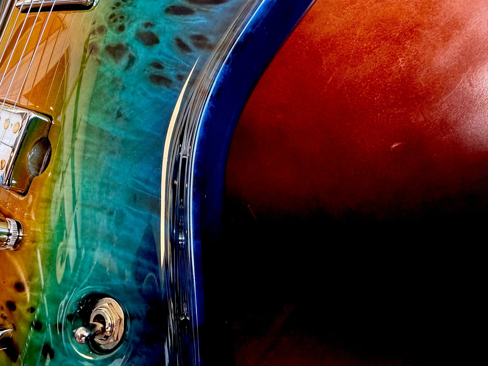 Valenti Nebula “Paradise” - Richards Guitars Of Stratford Upon Avon