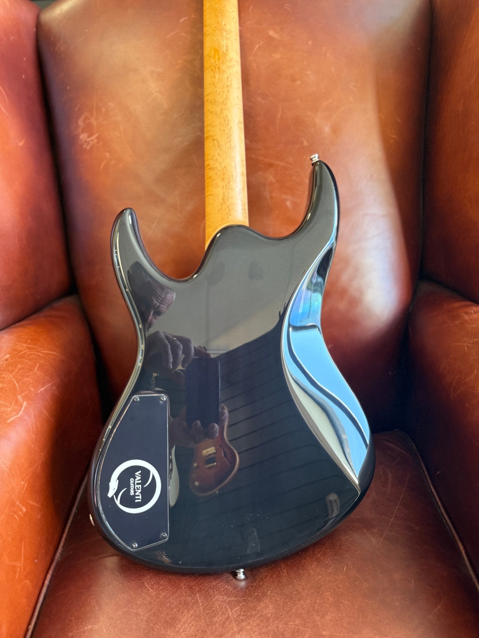 Valenti Nebula “Paradise” - Richards Guitars Of Stratford Upon Avon