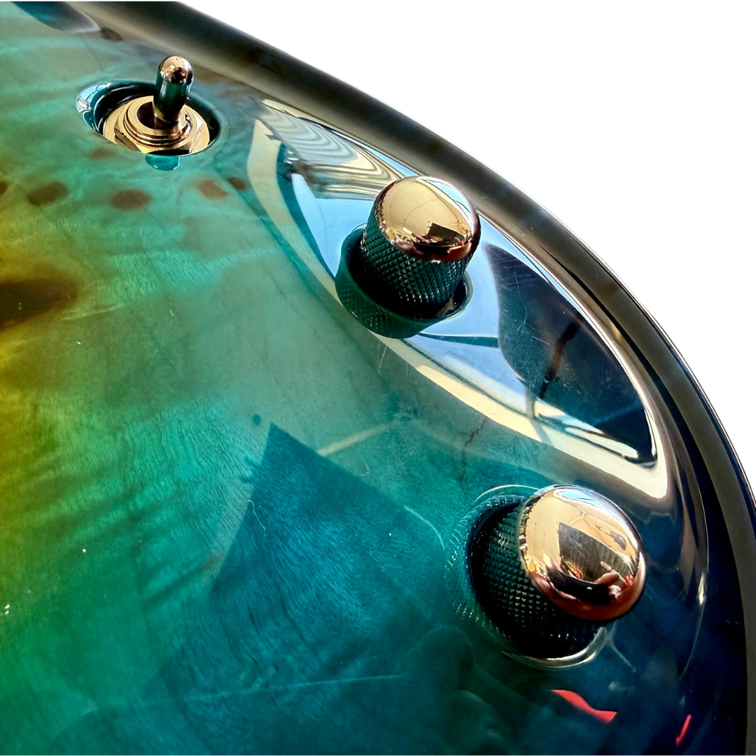 Valenti Nebula “Paradise” - Richards Guitars Of Stratford Upon Avon